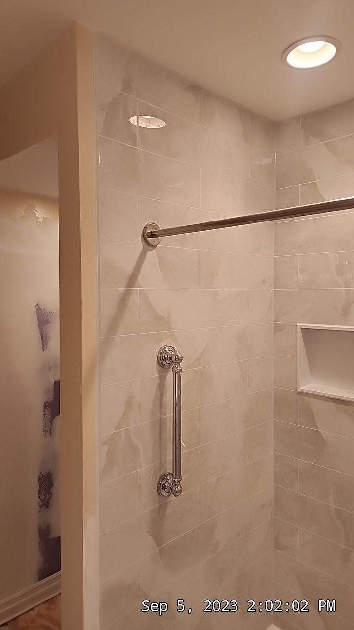 2 wet areas, 1 room by BathPlanet SW Virginia