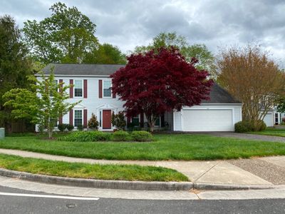 Alexandria: CertainTeed Landmark Pro Designer Shingles in Max Def Colonial Slate