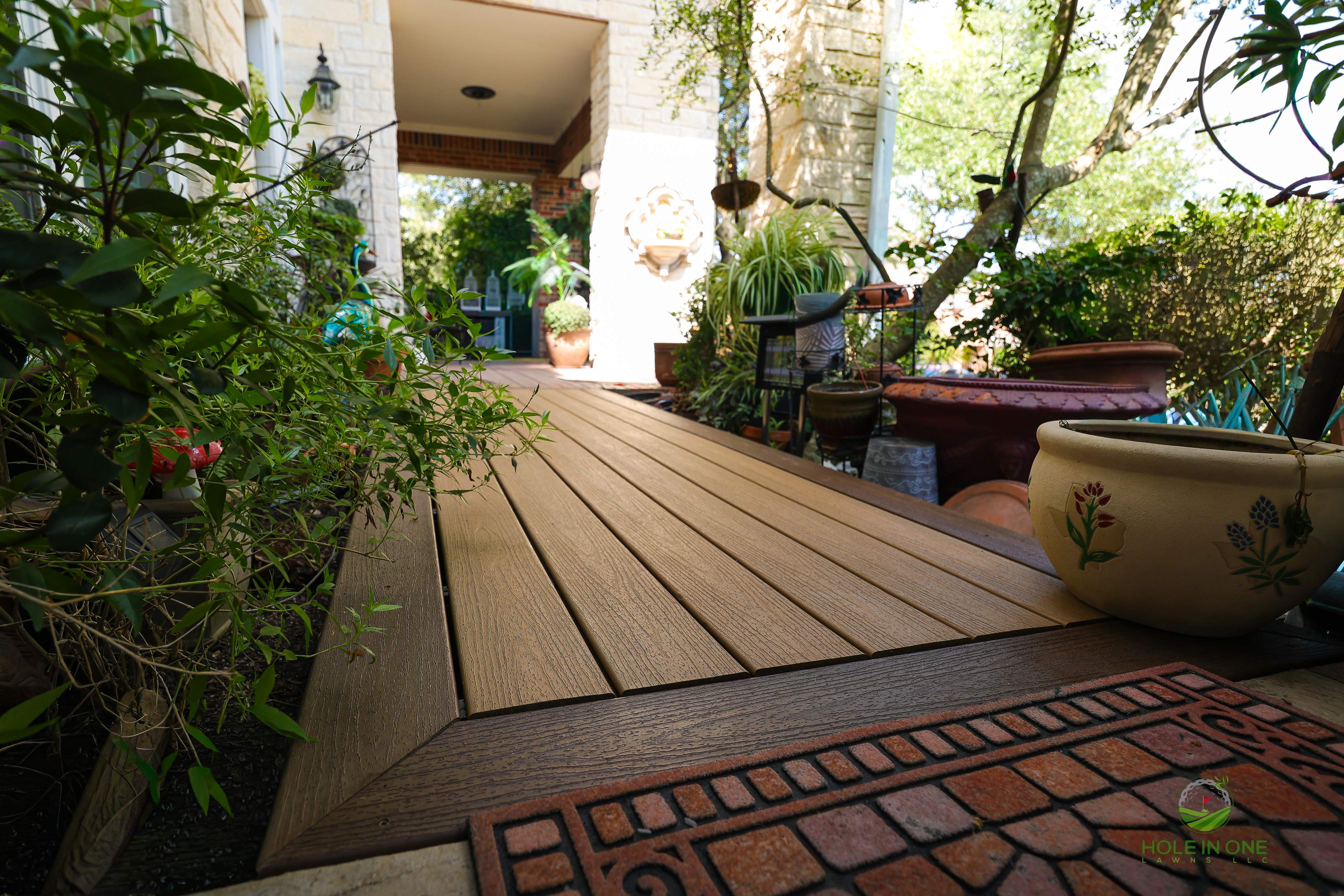 Wilderness Oak, San Antonio TX by Hole In One Lawns, LLC