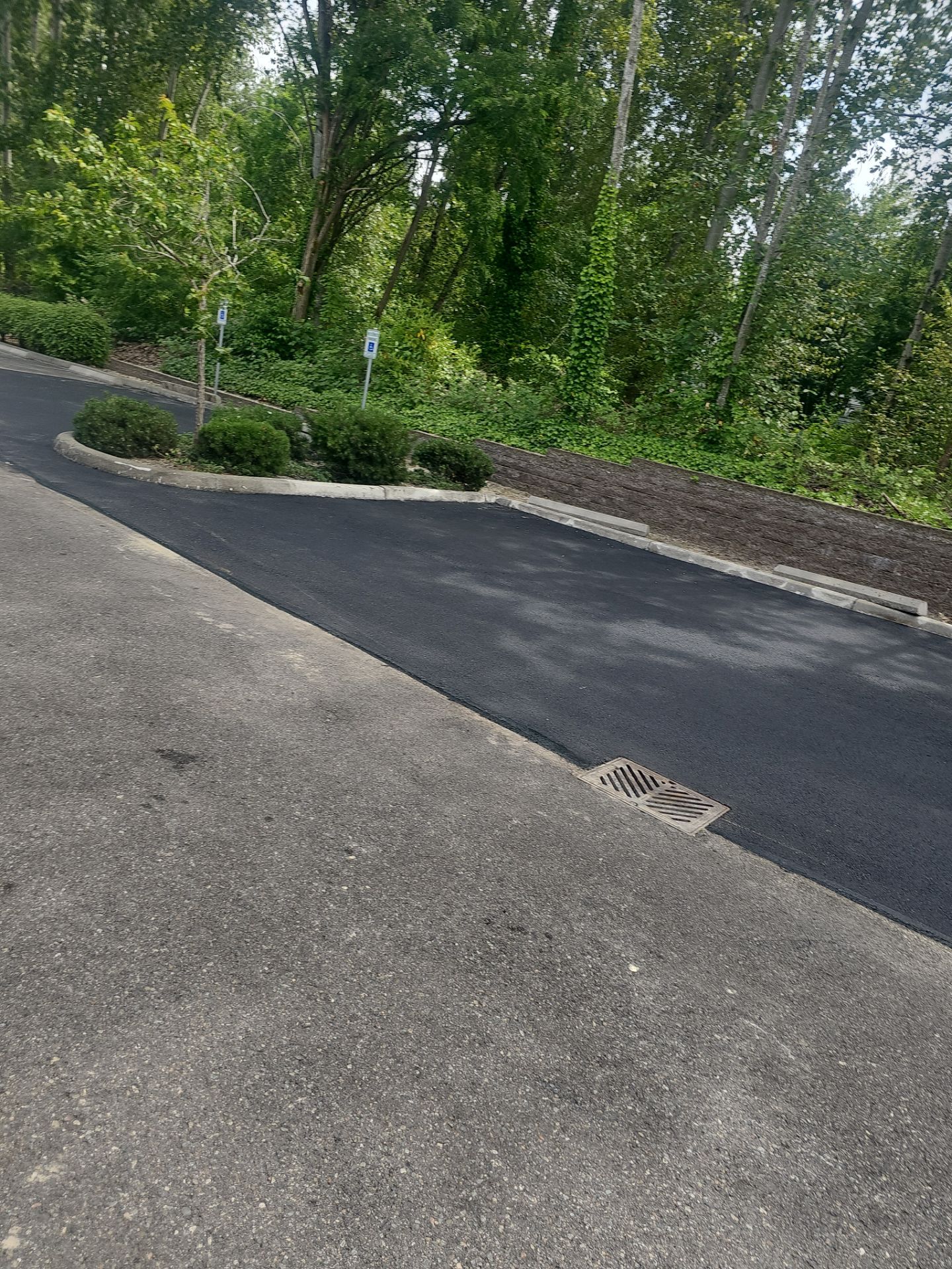 Asphalt Patch Repair & Concrete Curb Renovation | Kirkland  by Jireh Asphalt & Concrete Inc 