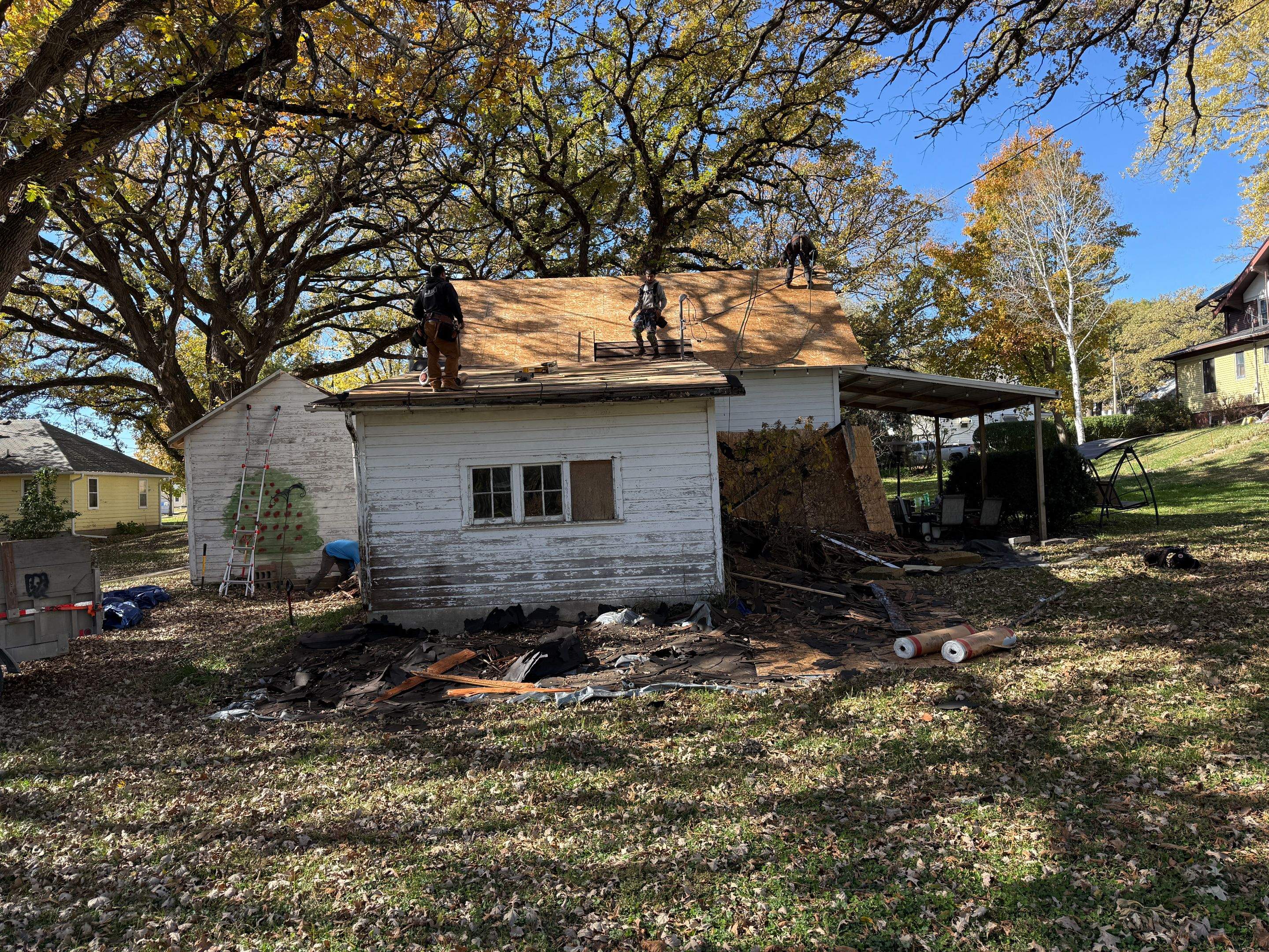 Garage Roof Replacement and Gutter Guard Installation in Red Oak by Star Home