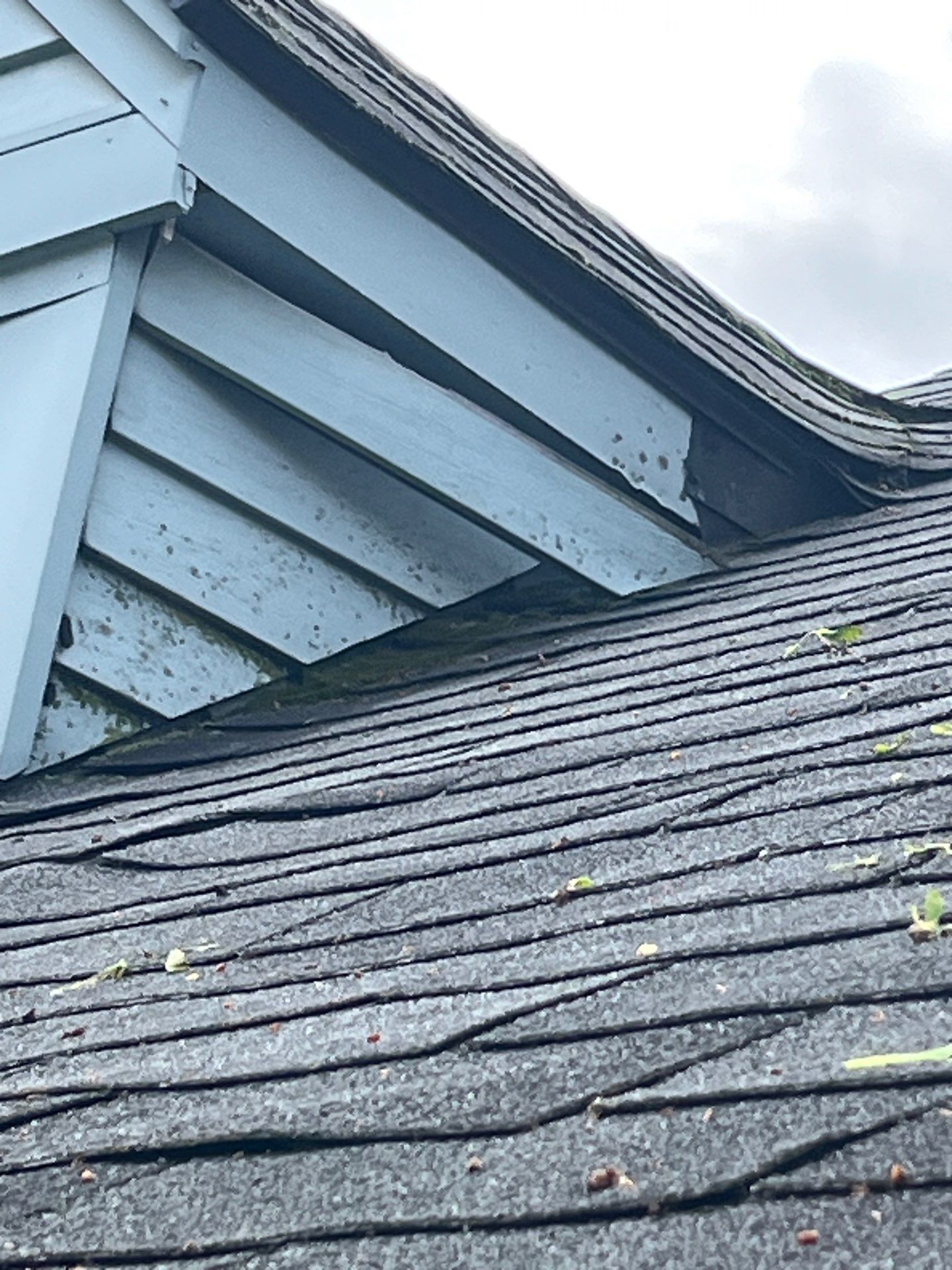 Roof Replacement using Owens Corning Estate Gray by 180 Contractors