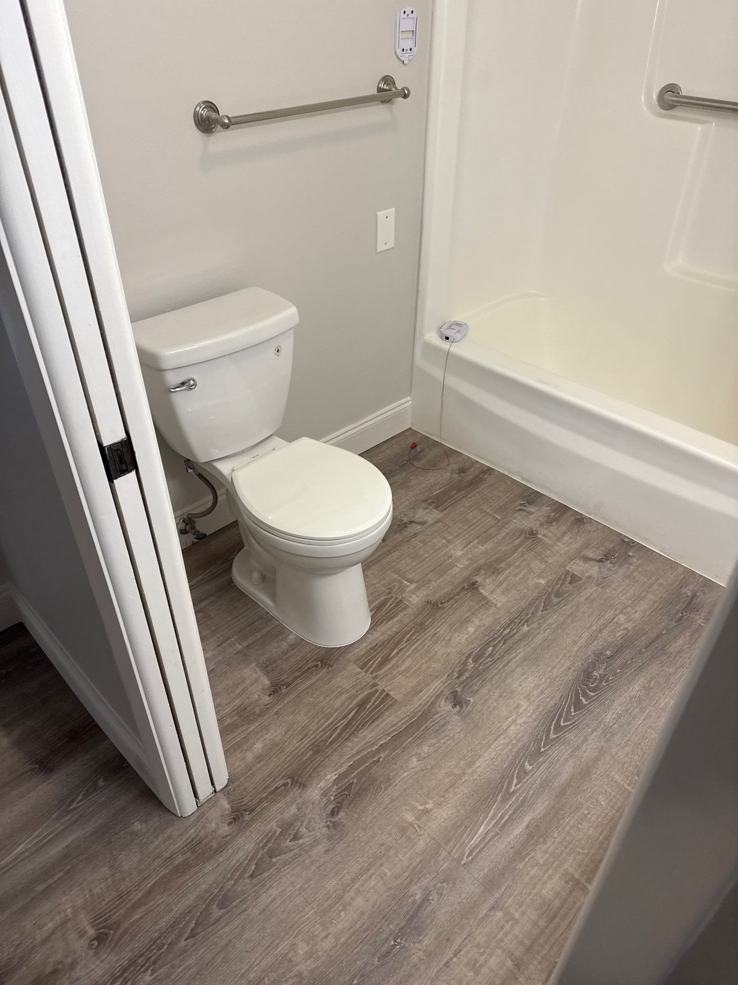 Unit Room Upgrade by Vrmmm Flooring