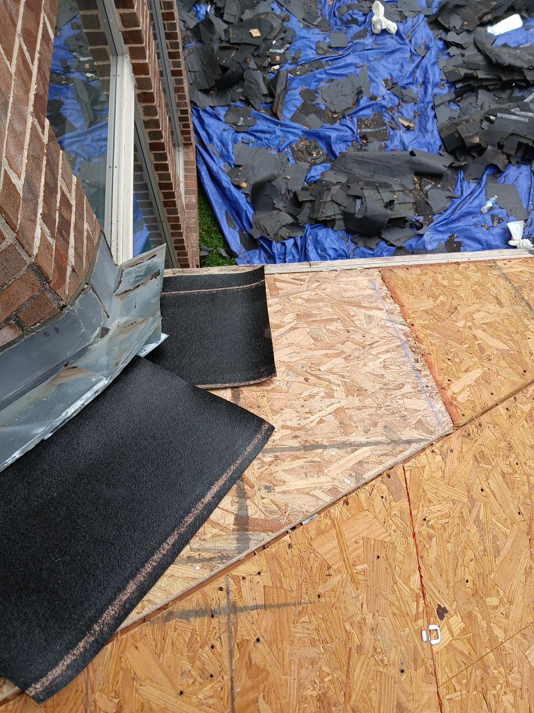 Residential Roofing Installation using Owen's Corning Duration (Lifetime) Shingles by Roof Repair Company