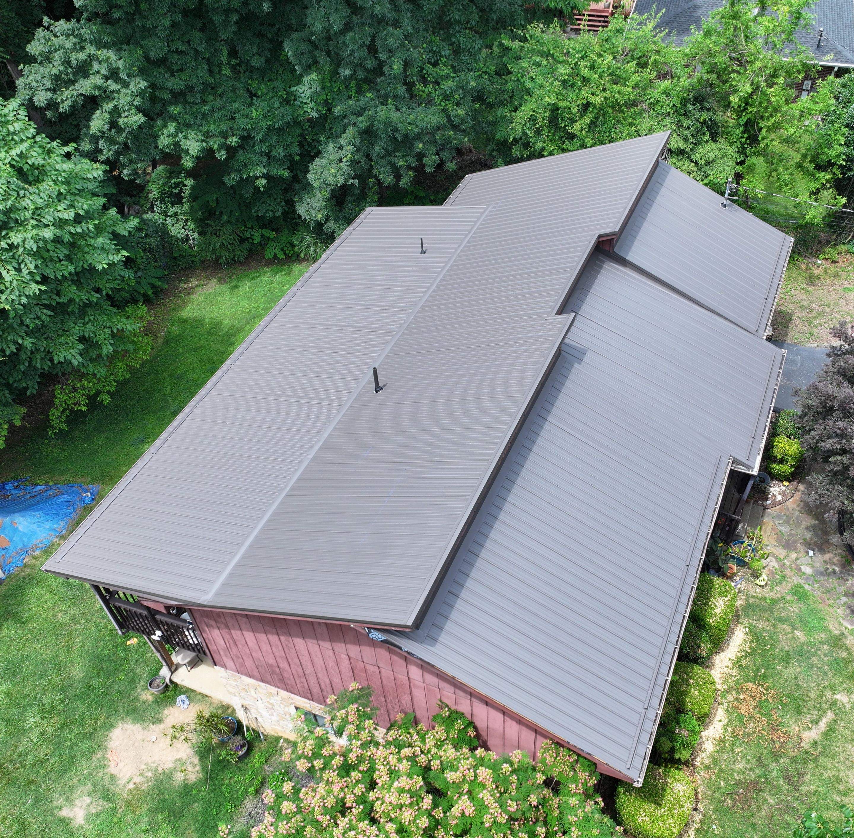 Boggs Residence by Omnia Roofing