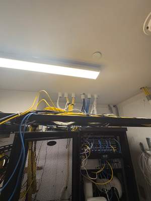 Structured cabling installation by CimaSolutions