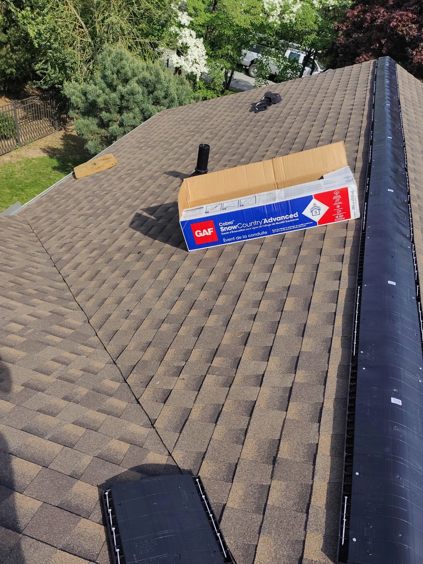 Residential Roofing Installation using Gaf Hdz Architectural Shingle by Teflon Roofing