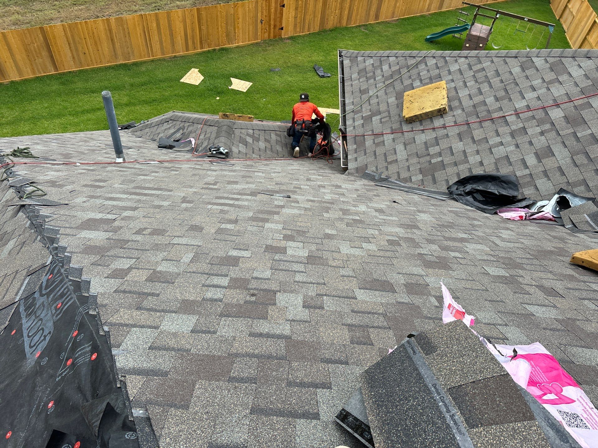 Residential Roofing Installation using Owen's Corning Duration (Lifetime) Shingles by Roof Repair Company