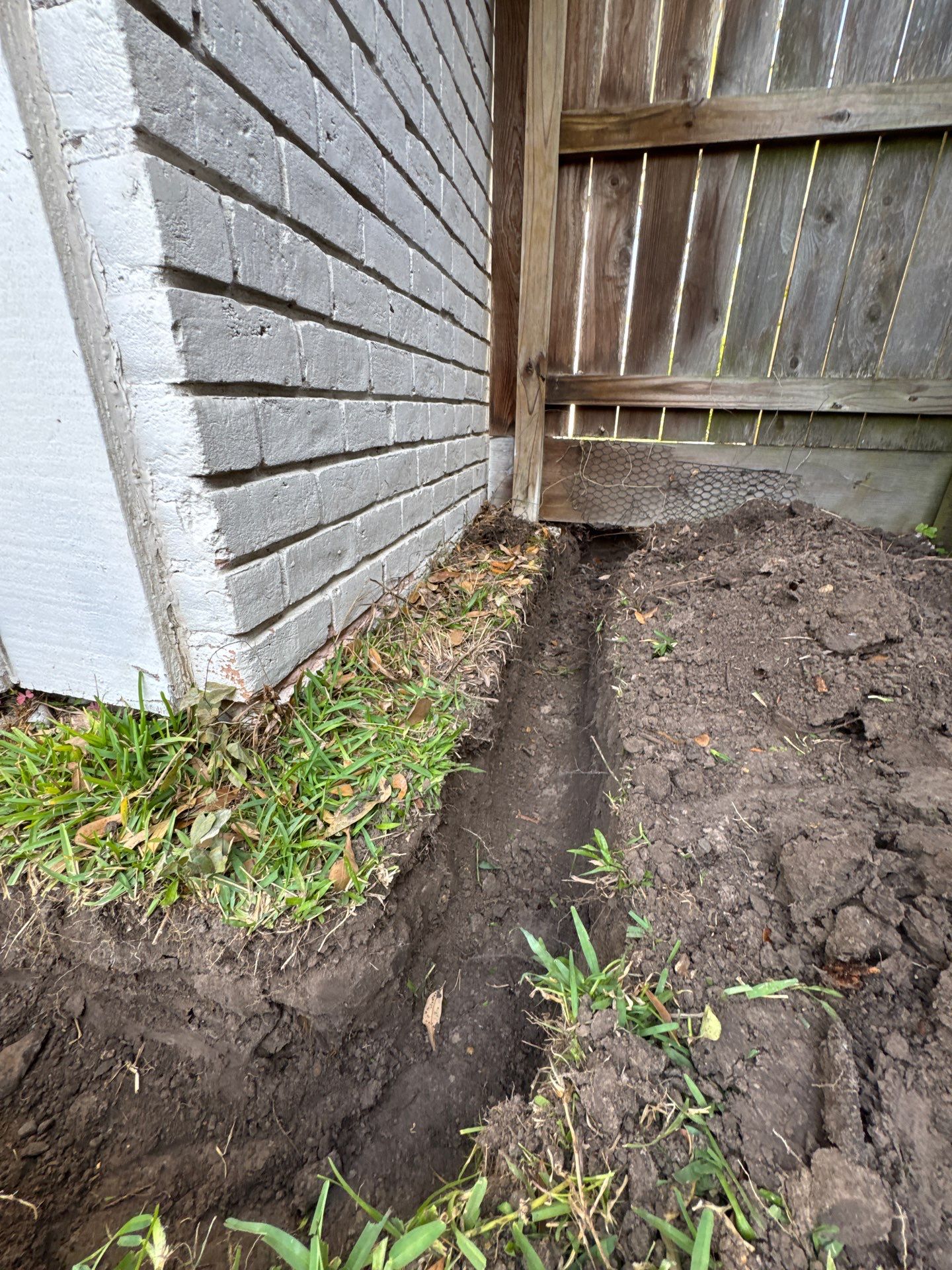 🌿 Jackie’s Outdoor Transformation — Drainage, Flagstone & Full Restoration by Texas Urban Elements
