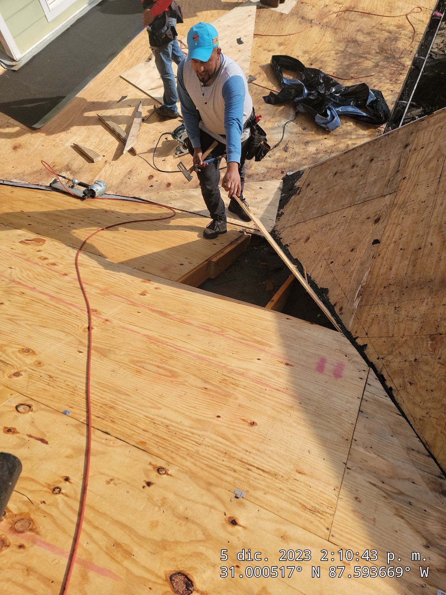 Jaye by IAM Roofing LLC