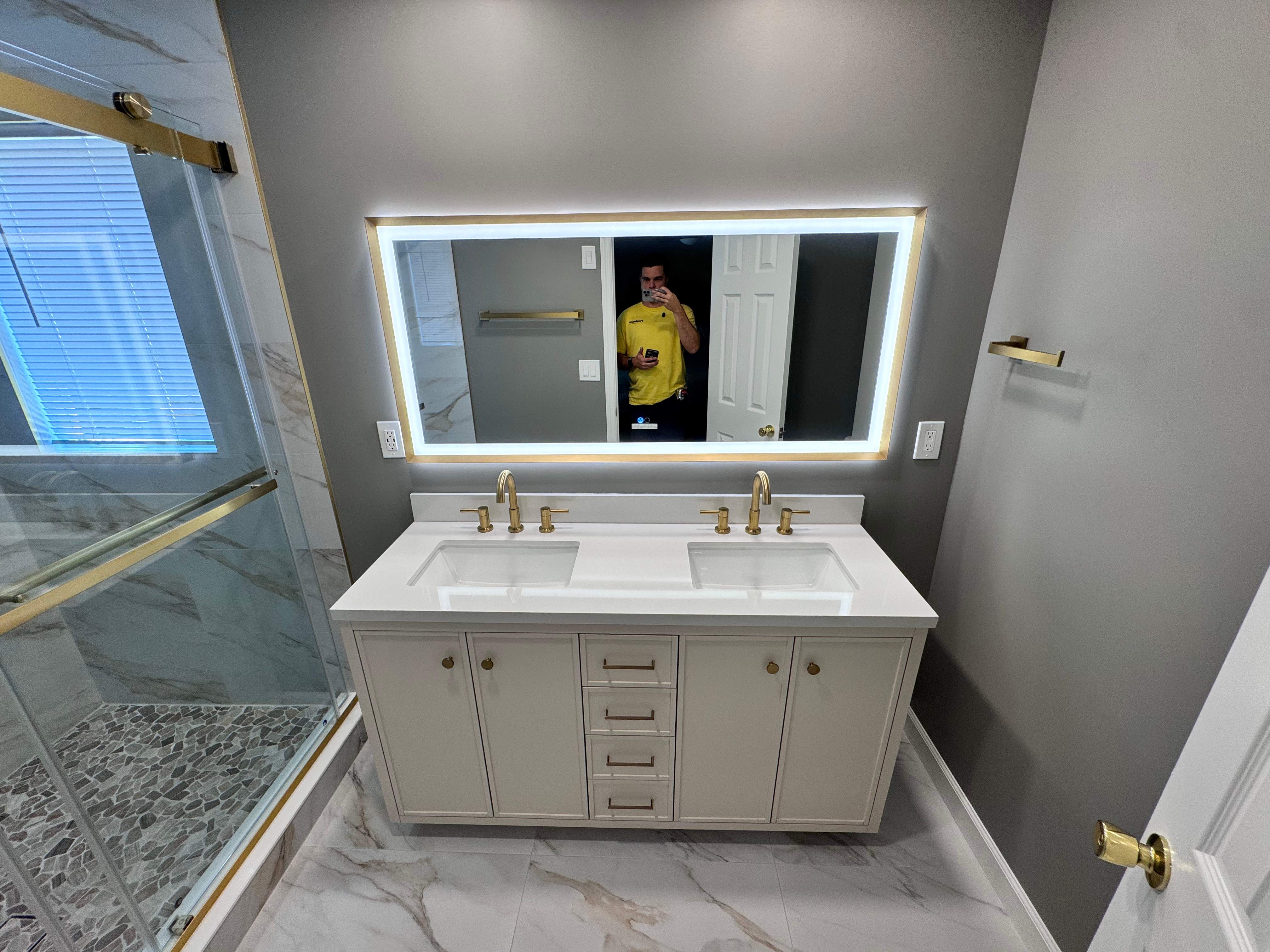 Master bathroom remodel by Prudencio