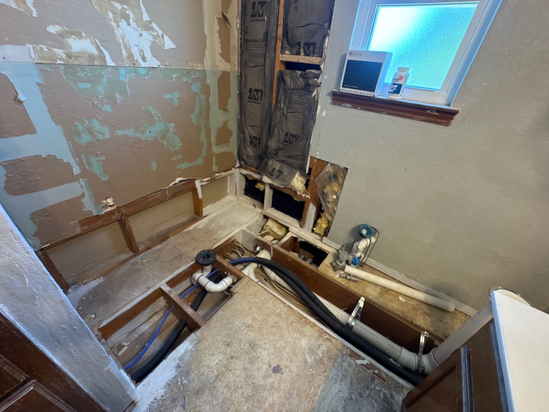 Complete Remodeling To A 40 Year Old House in Burleson, TX photo 108