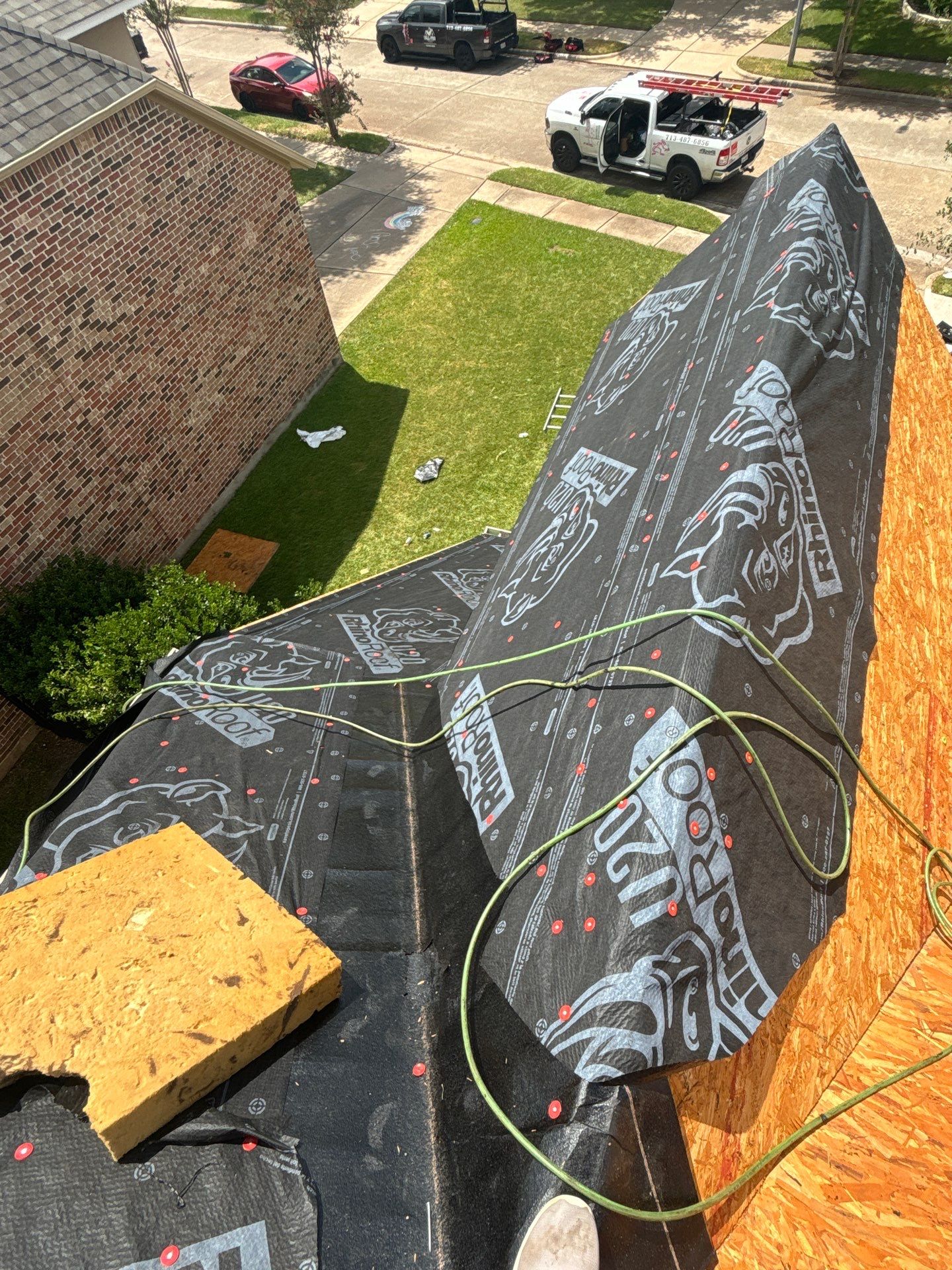 Residential Roofing Installation using Owen's Corning Duration (Lifetime) Shingles by Roof Repair Company