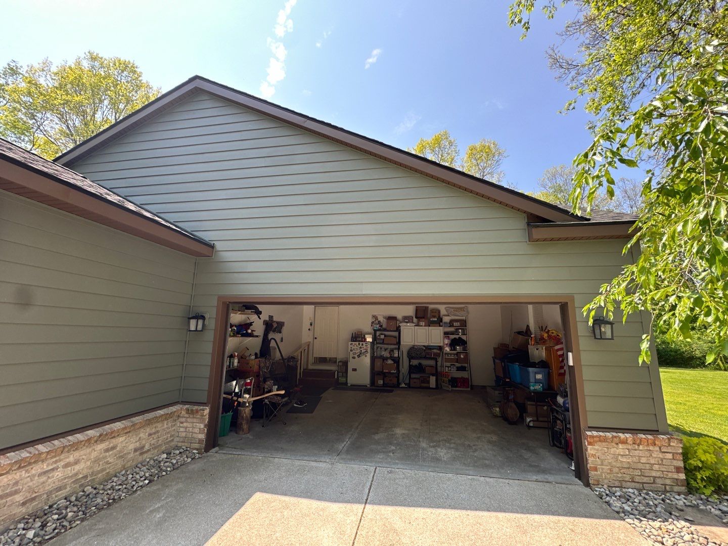 Siding Replacement using Alside S7 Cedar Mill Grain Composite by 180 Contractors