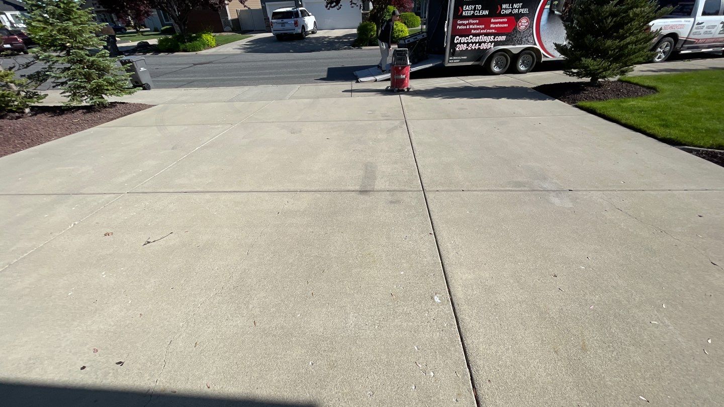 Driveway using Pebble Beach by Croc Coatings, LLC