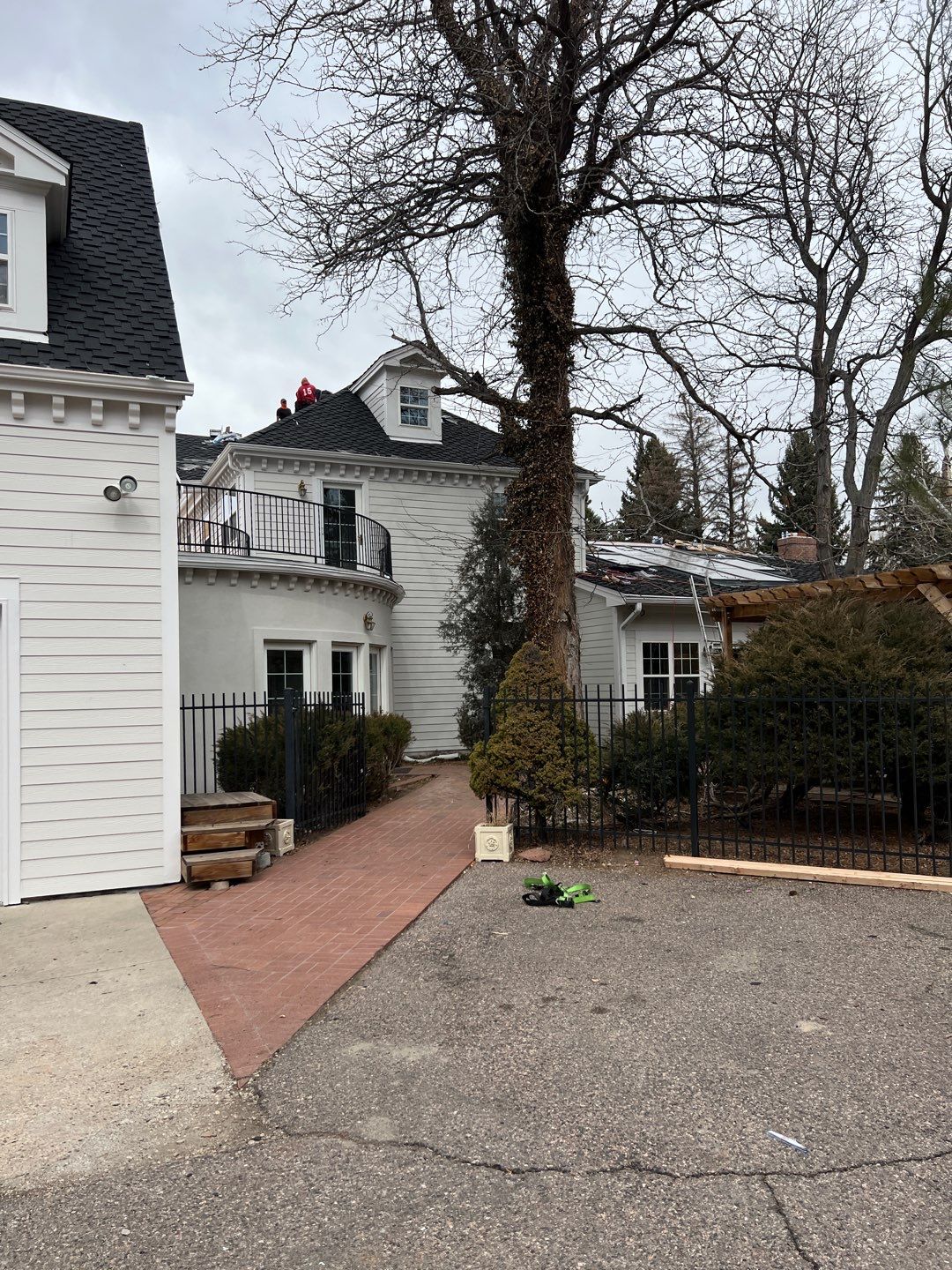 Residential Roofing Installation using CertainTeed Presidential TL - Charcoal Black by A to Z Roofing