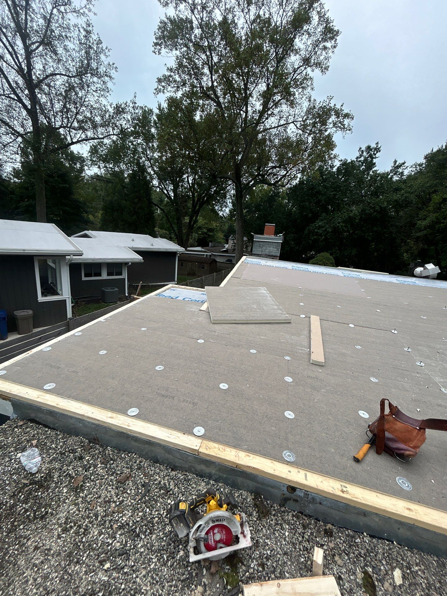 Falls Church :  TPO by RM Banning, Inc.