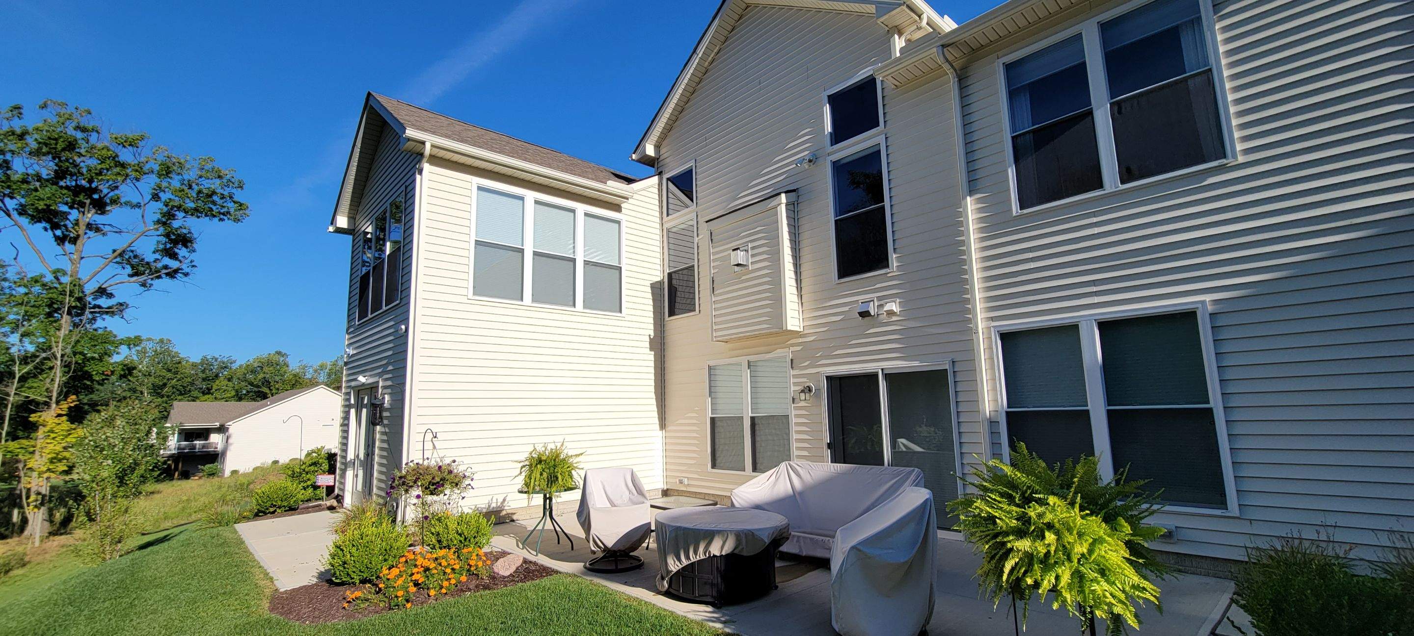 Icedamn Heat Cables and gutter guards by Absolute Roofing and Construction