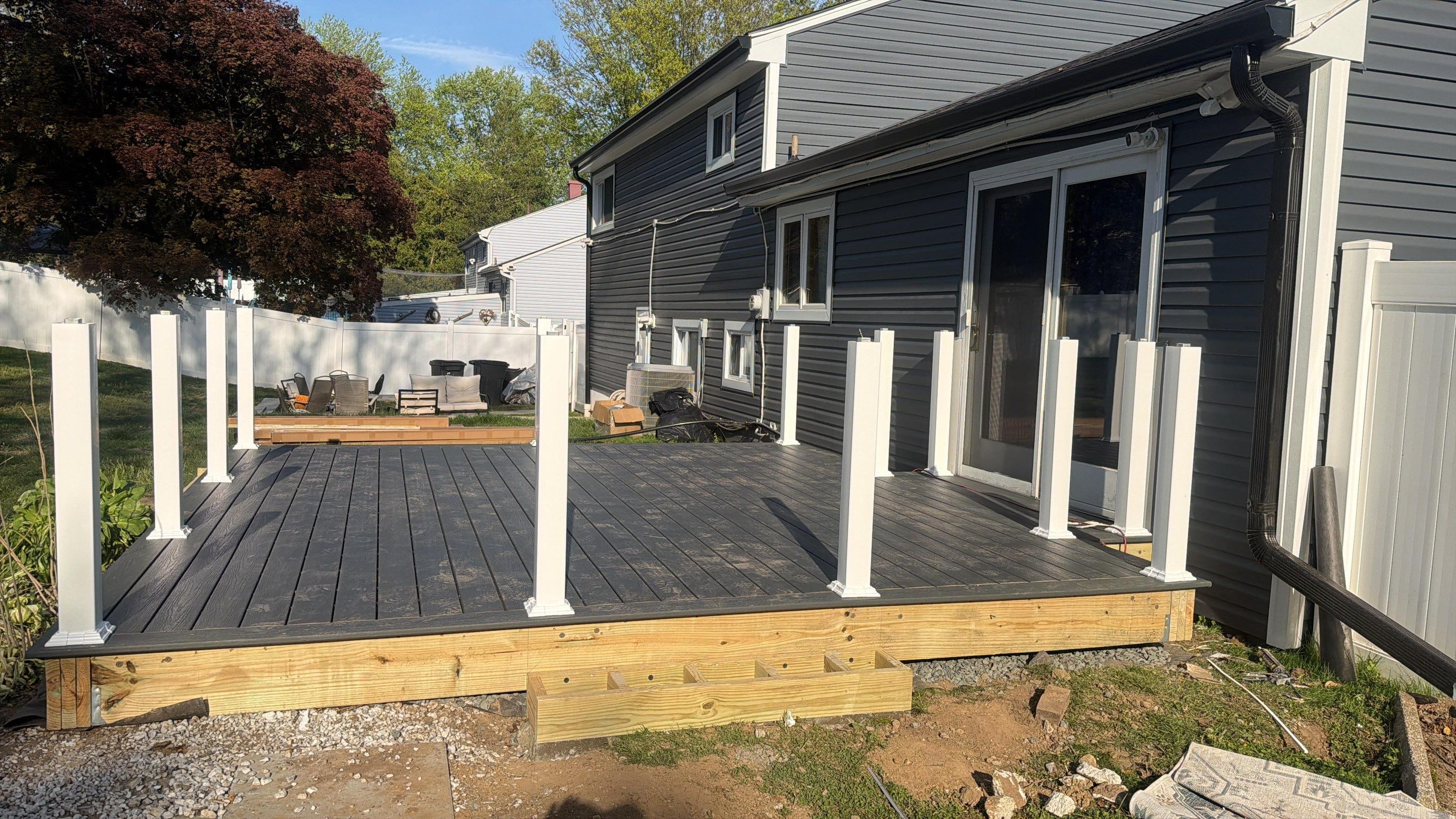 New Deck in Ewing Township, New Jersey by deck guardian