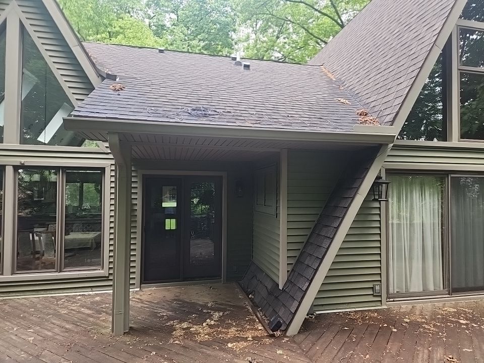Siding Replacement using CertainTeed Restoration Classis D4 by 180 Contractors