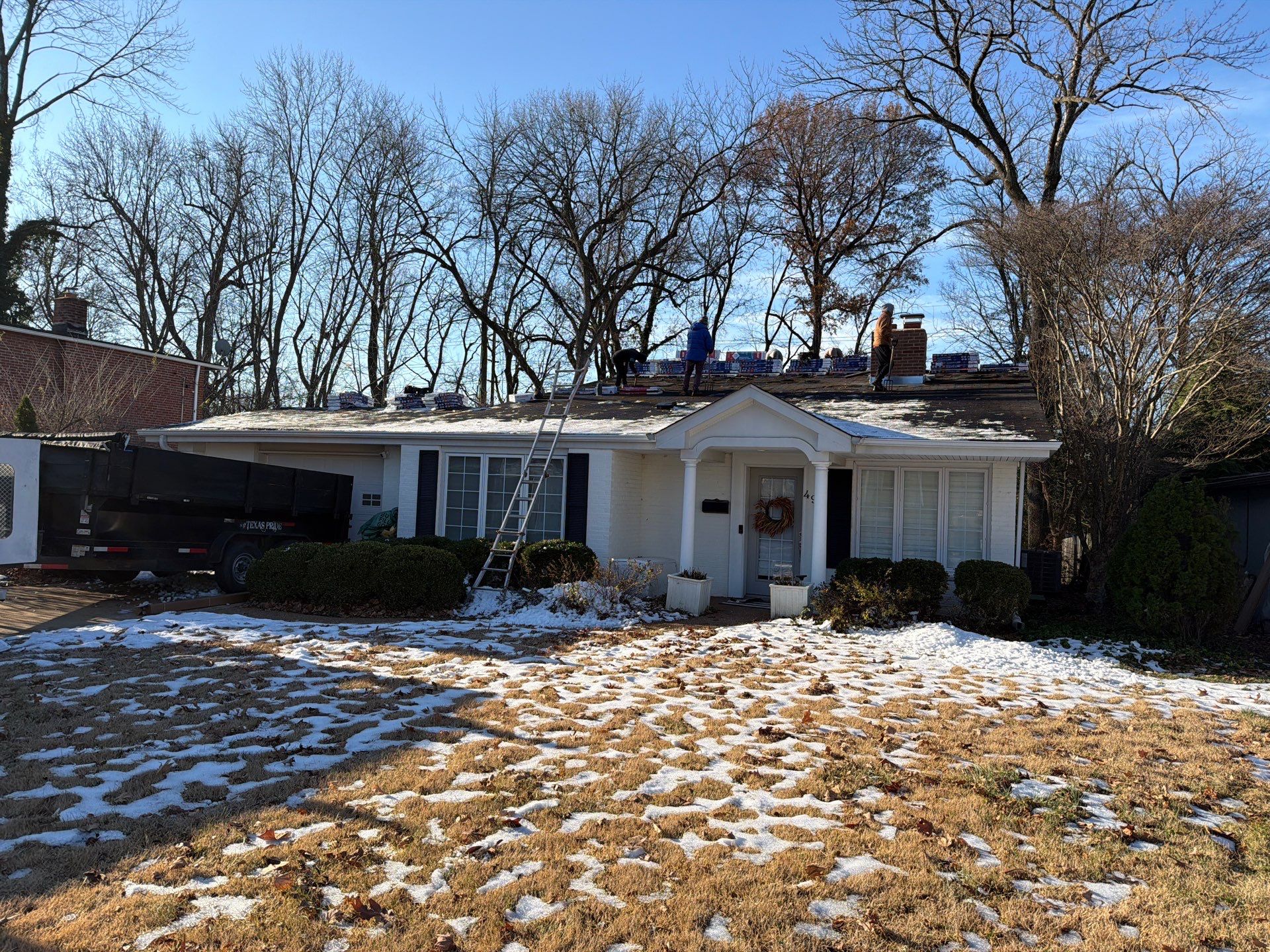 GAF Timberline HDZ Asphalt Shingle Roof Replacement in St. Louis by Acute Roofing And Exteriors 