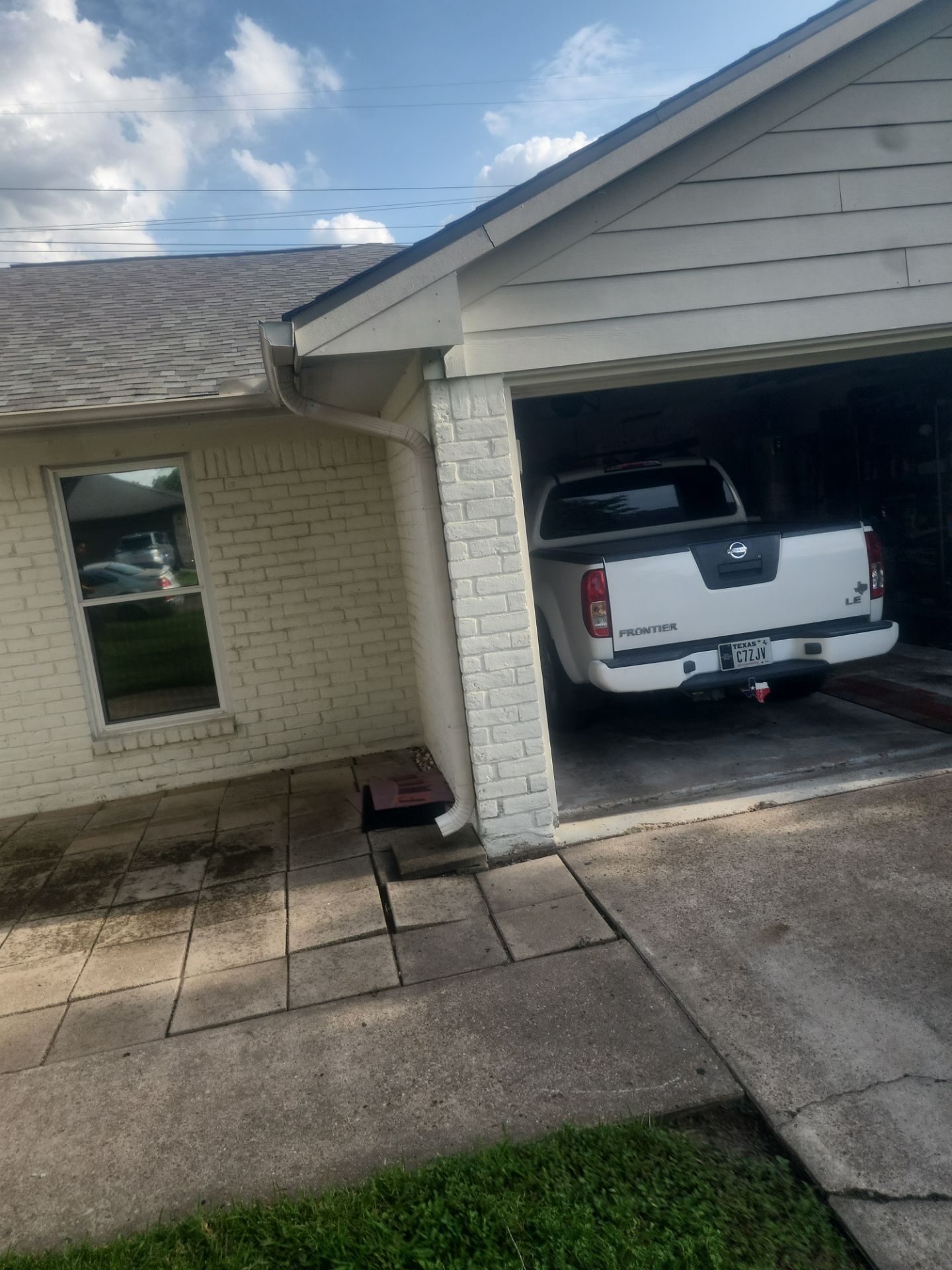 Residential Roofing Installation using Owen's Corning Duration (Lifetime) Shingles by Roof Repair Company