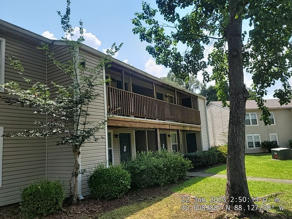 Residential Roofing Installation using Roof Replacement by American Roofing & Construction LLC