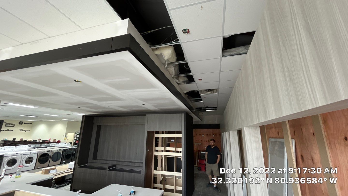 Construct Living Kitchen by Thompson Industrial