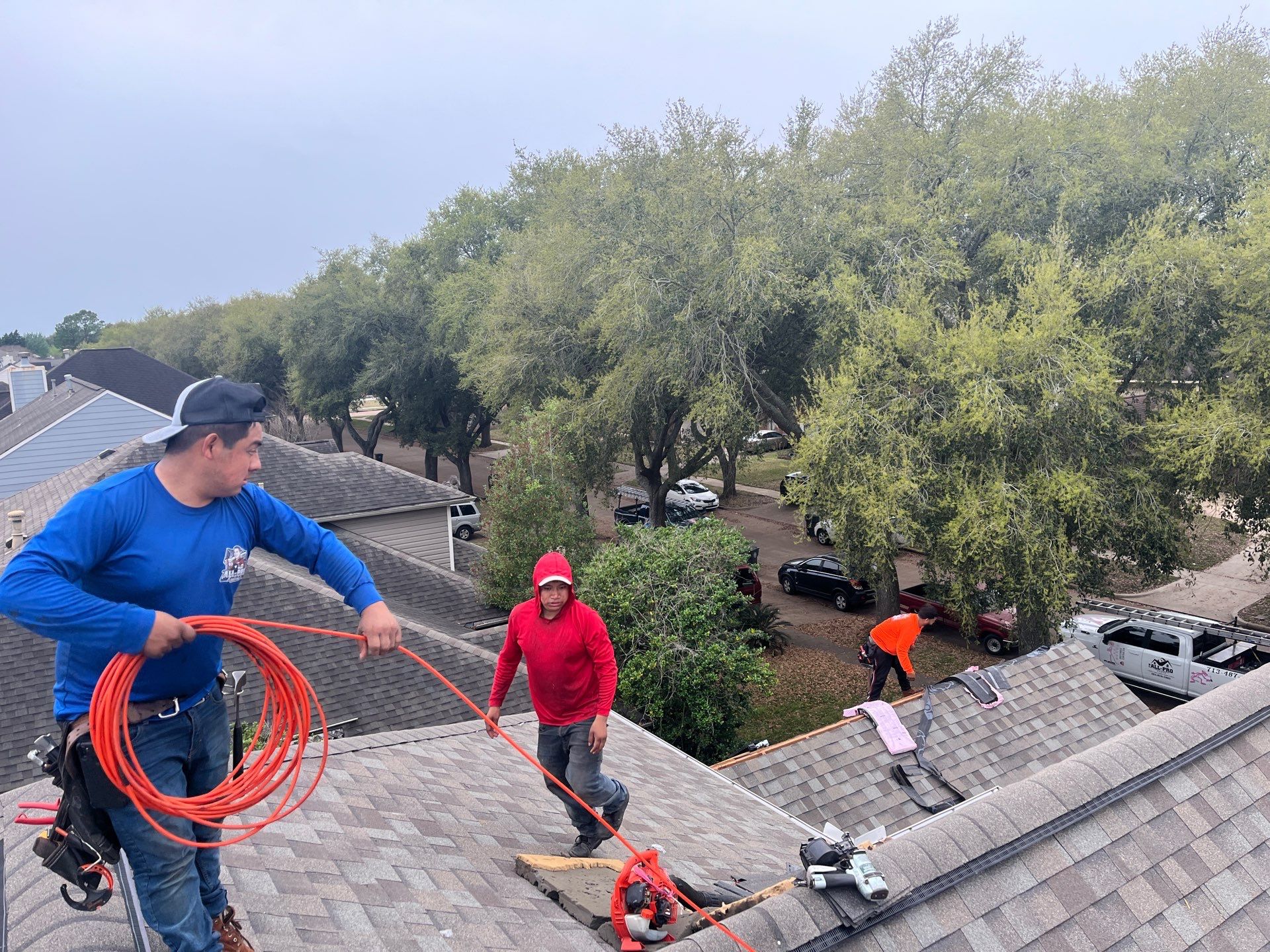 Residential Roofing Installation using Owen's Corning Duration (Lifetime) Shingles by Roof Repair Company