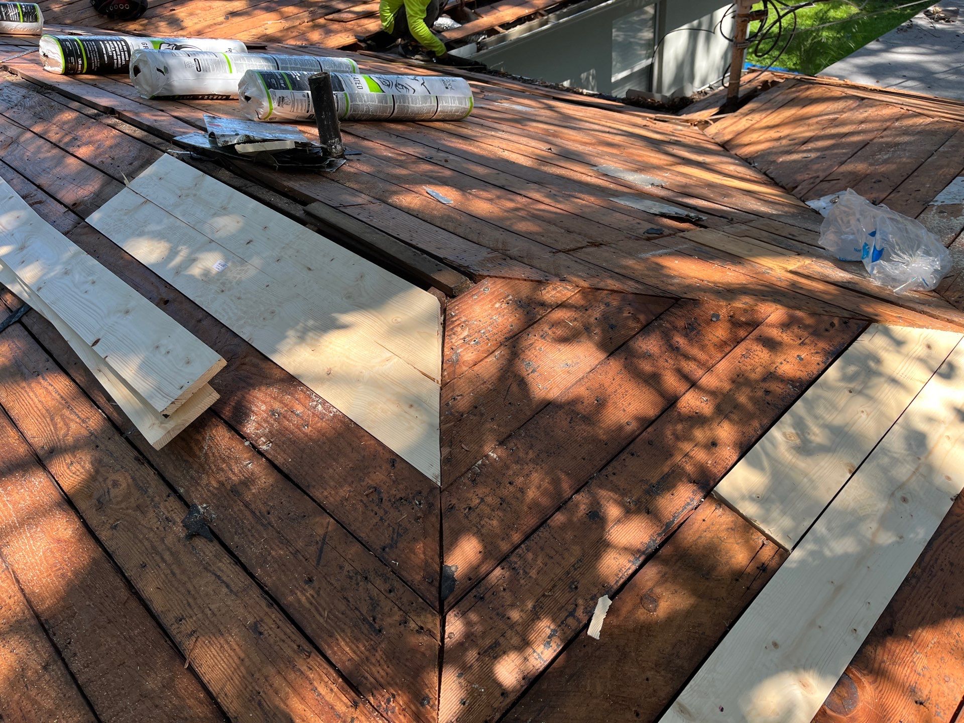 Project in St. Petersburg 33710 by Mitchell Roofing Company LLC 