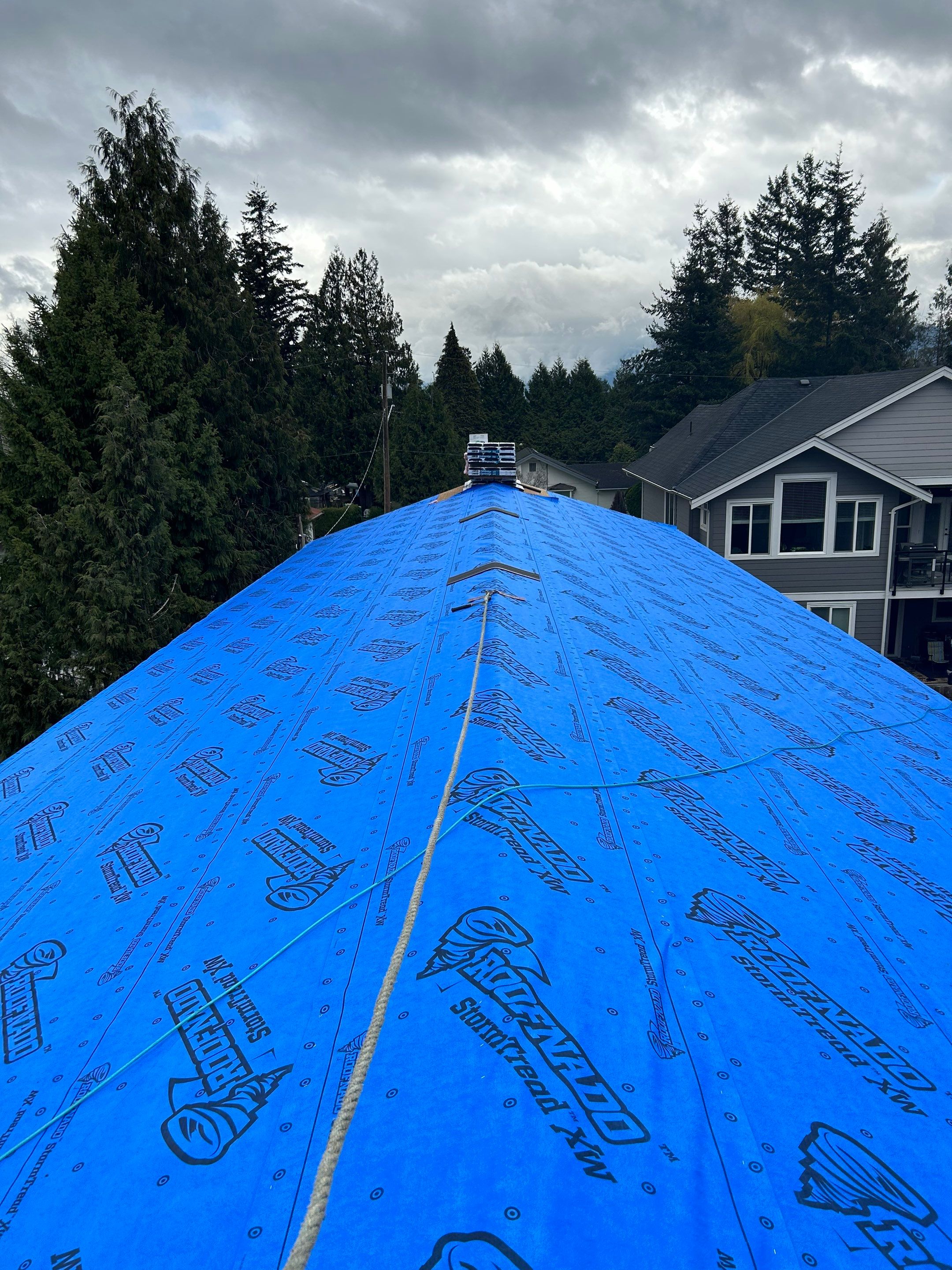 Residential Roofing Installation using IKO Dual Black Biltmore by Top Notch Roofing Inc