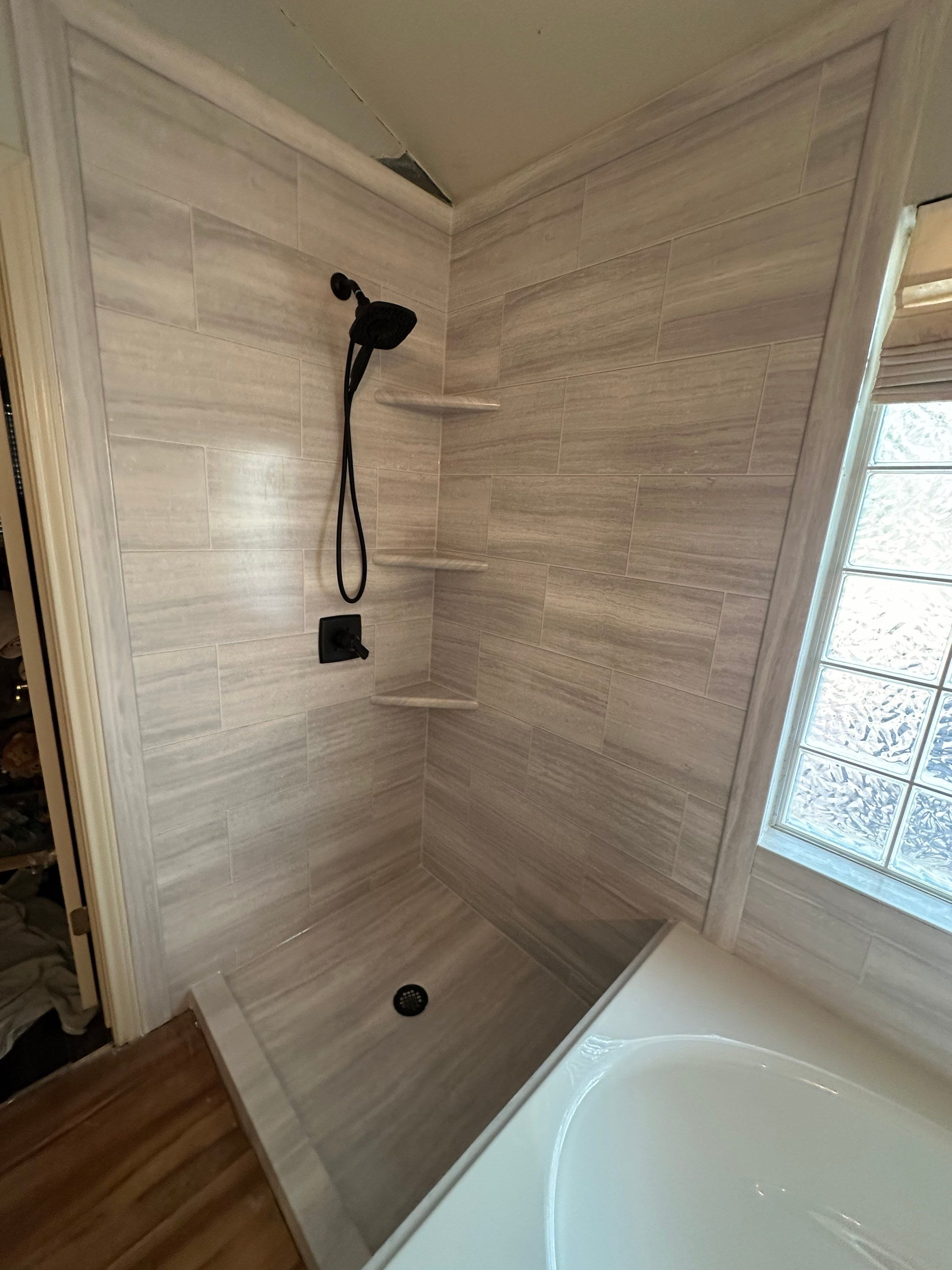 Bathroom remodel in Austin, 78748 by Lane Lauritsen - The Hill Country, Texas