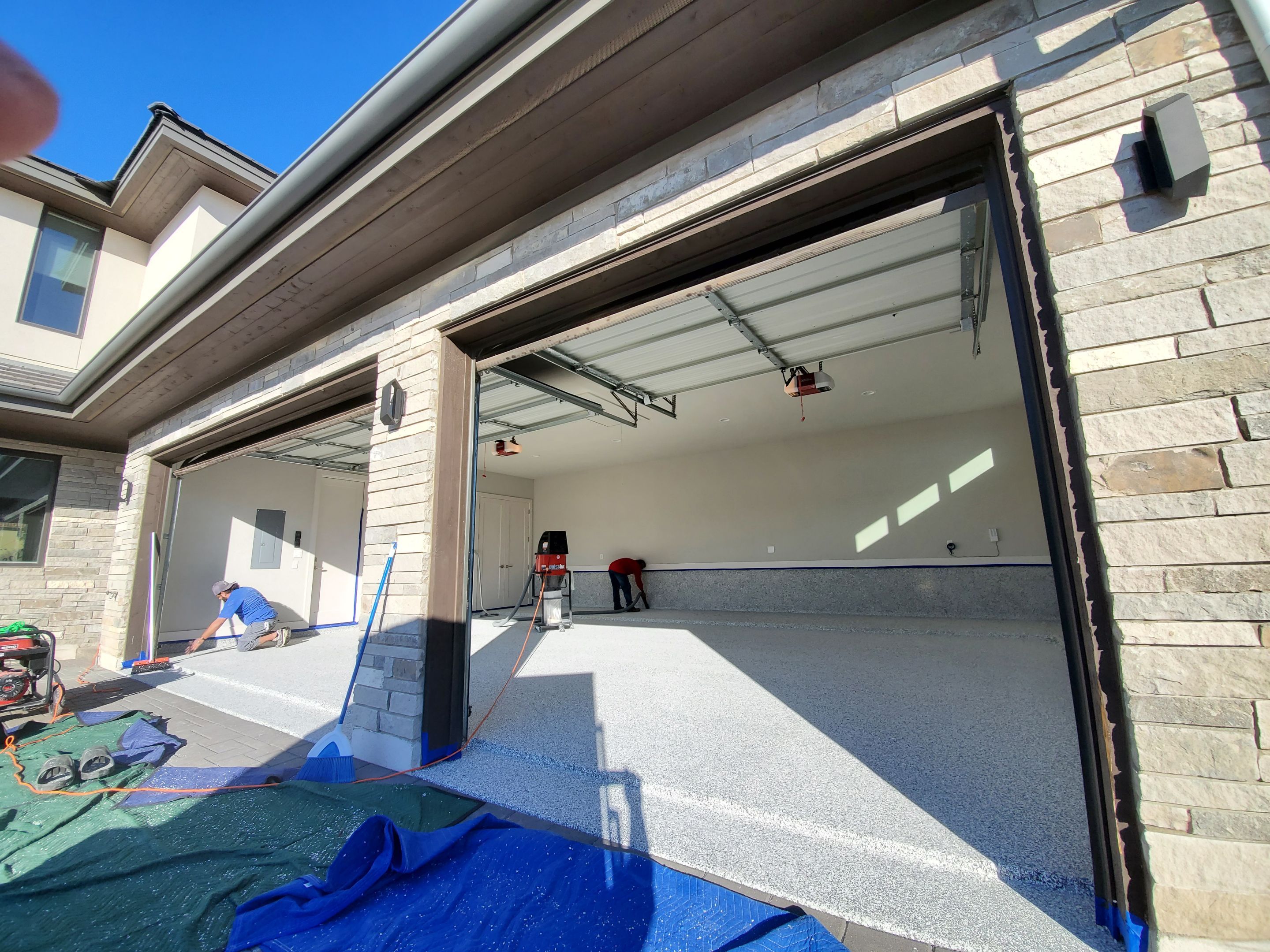 Lakeway, Texas  by TORO Garage Co