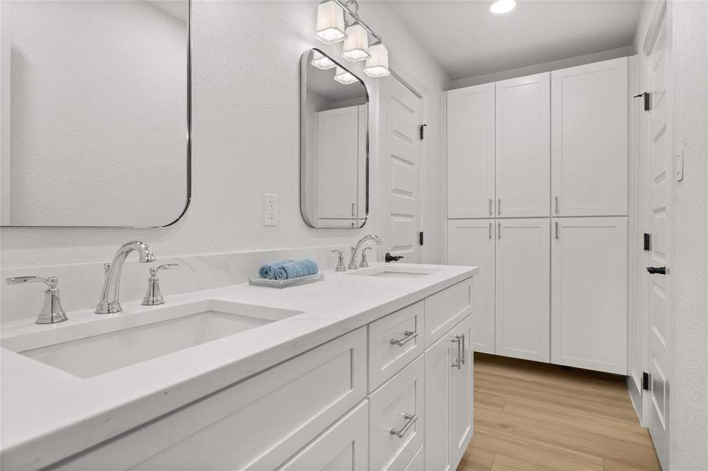 Rapid Sale Remodel: Kitchen & Bath Upgrades That Sold in Two Weeks by Tibi Soli LLC