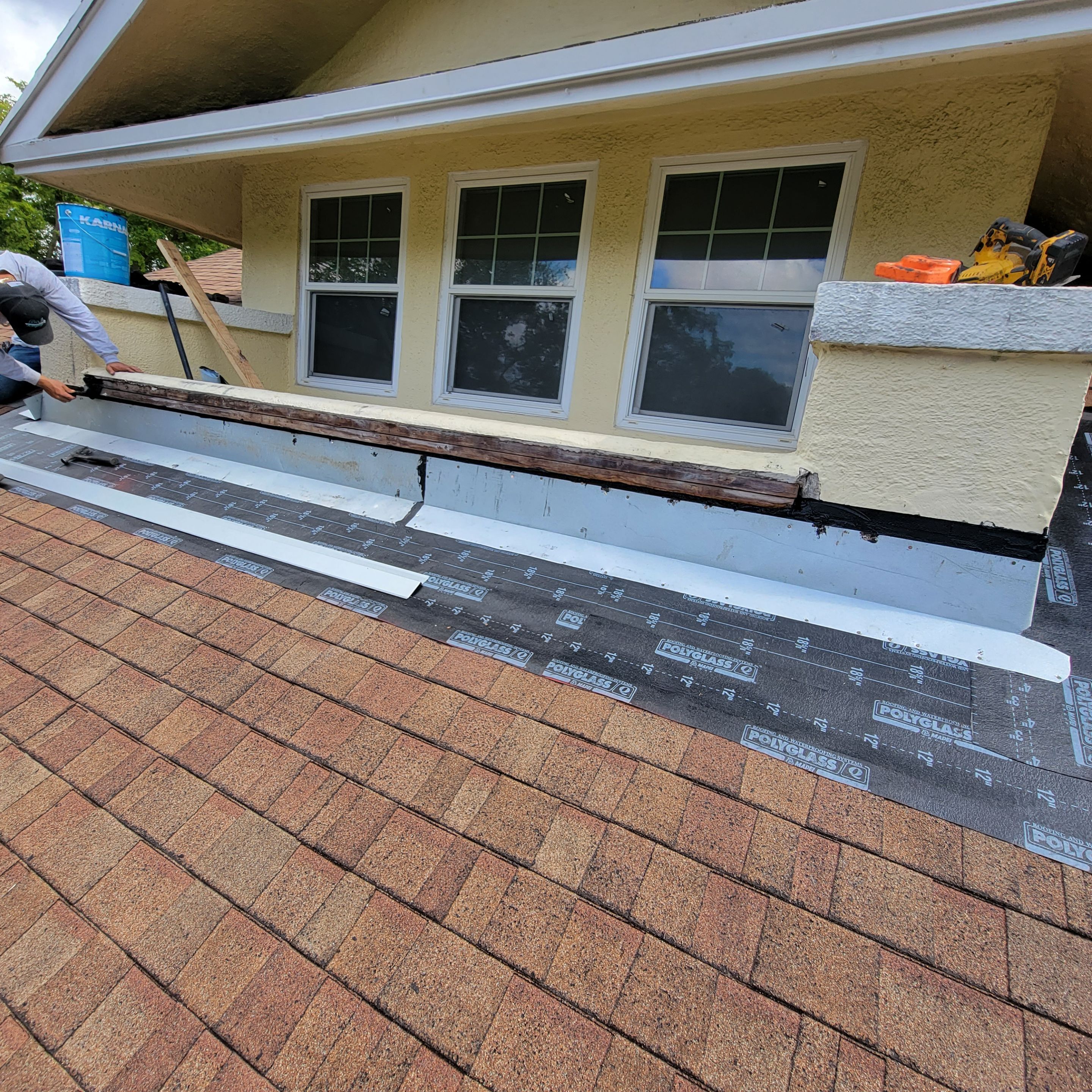 NE 5th Ave, Pompano Beach, FL by G&J Roofing 