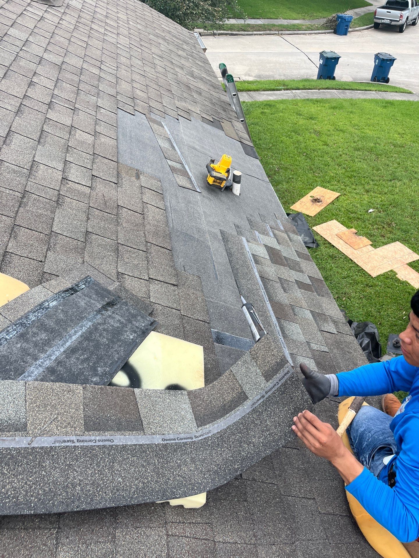 Hail Damage using Owen's Corning Duration (Lifetime) Shingles by Roof Repair Company