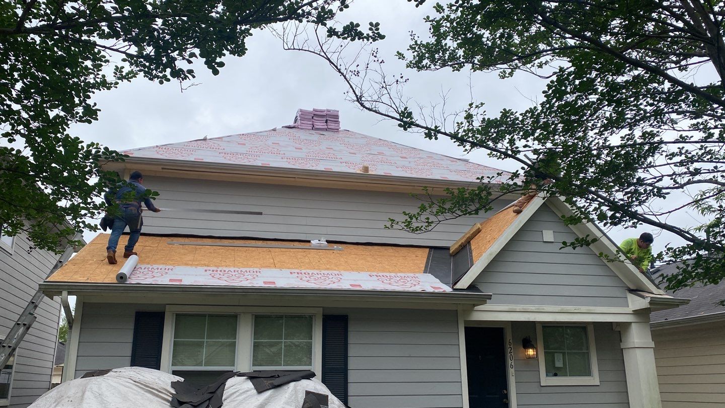 Residential Roofing Installation using Owen's Corning Duration (Lifetime) Shingles by Roof Repair Company
