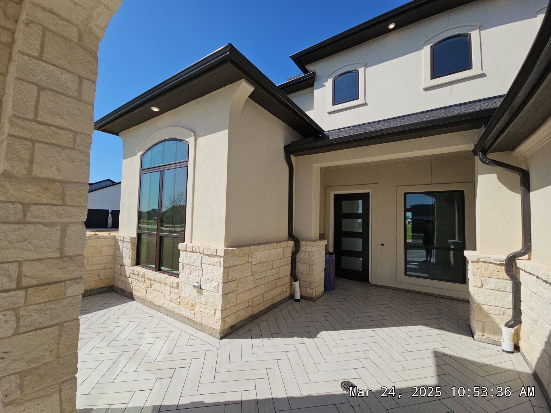 Waller 2025: Apex Stucco Expertise in a Custom Build by Apex Conventional Stucco Llc