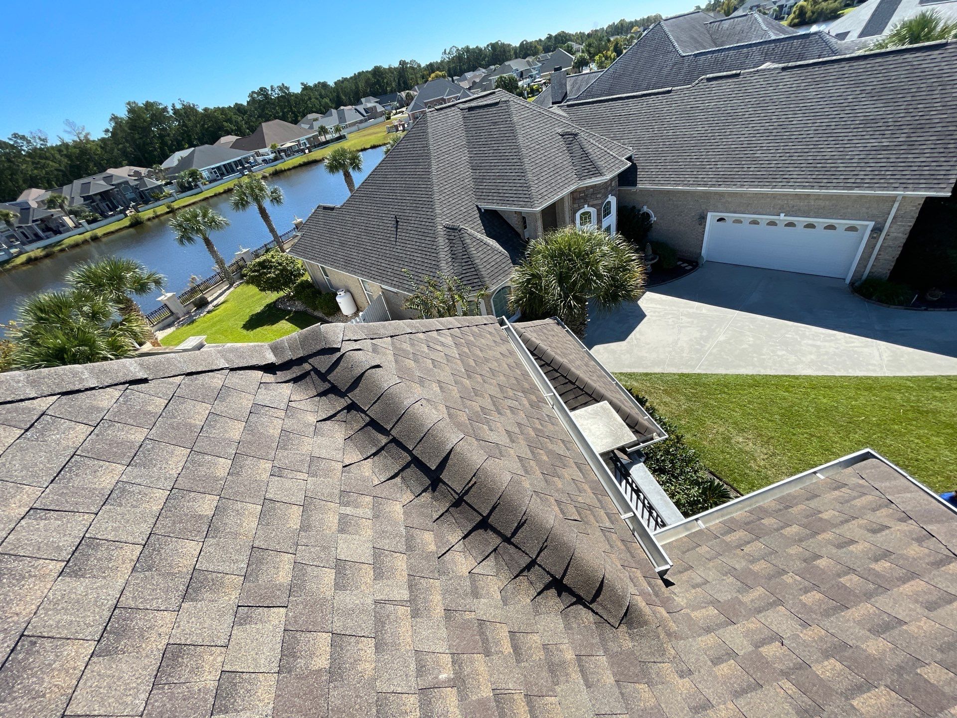 GAF HDZ - Barkwood by Linta Roofing