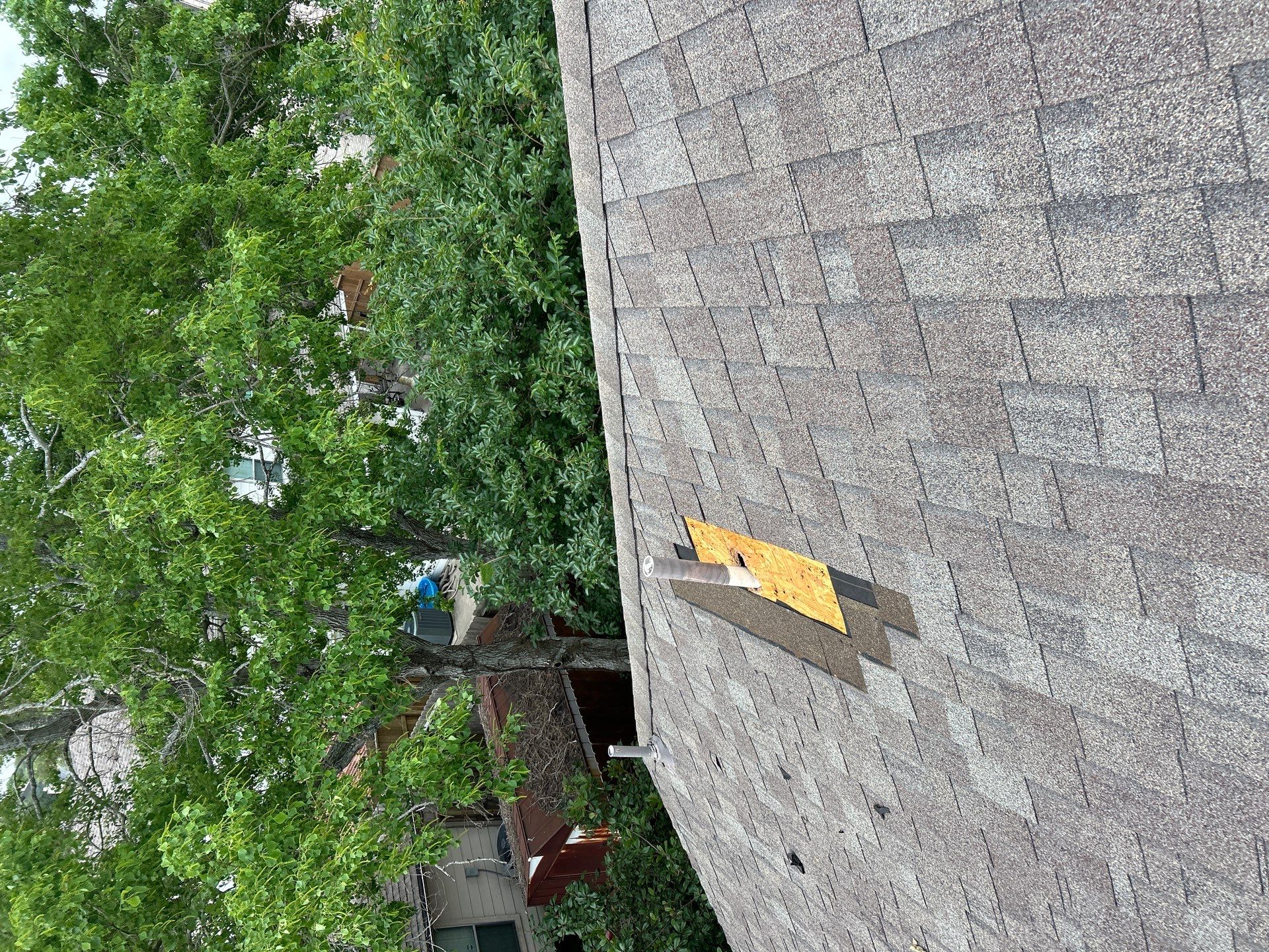 Hail Damage using Owen's Corning Duration (Lifetime) Shingles by Roof Repair Company