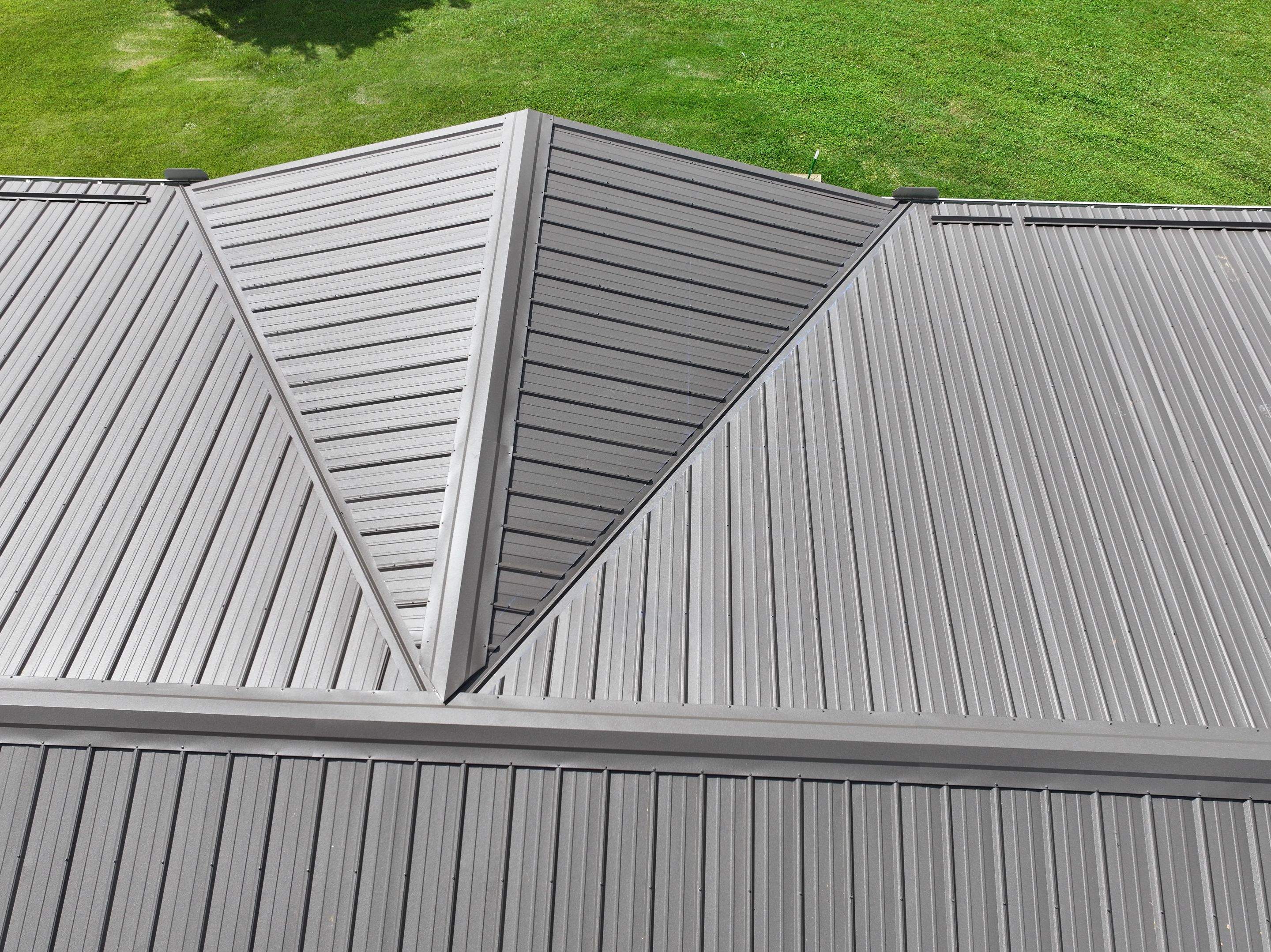 Williams Residence by Omnia Roofing