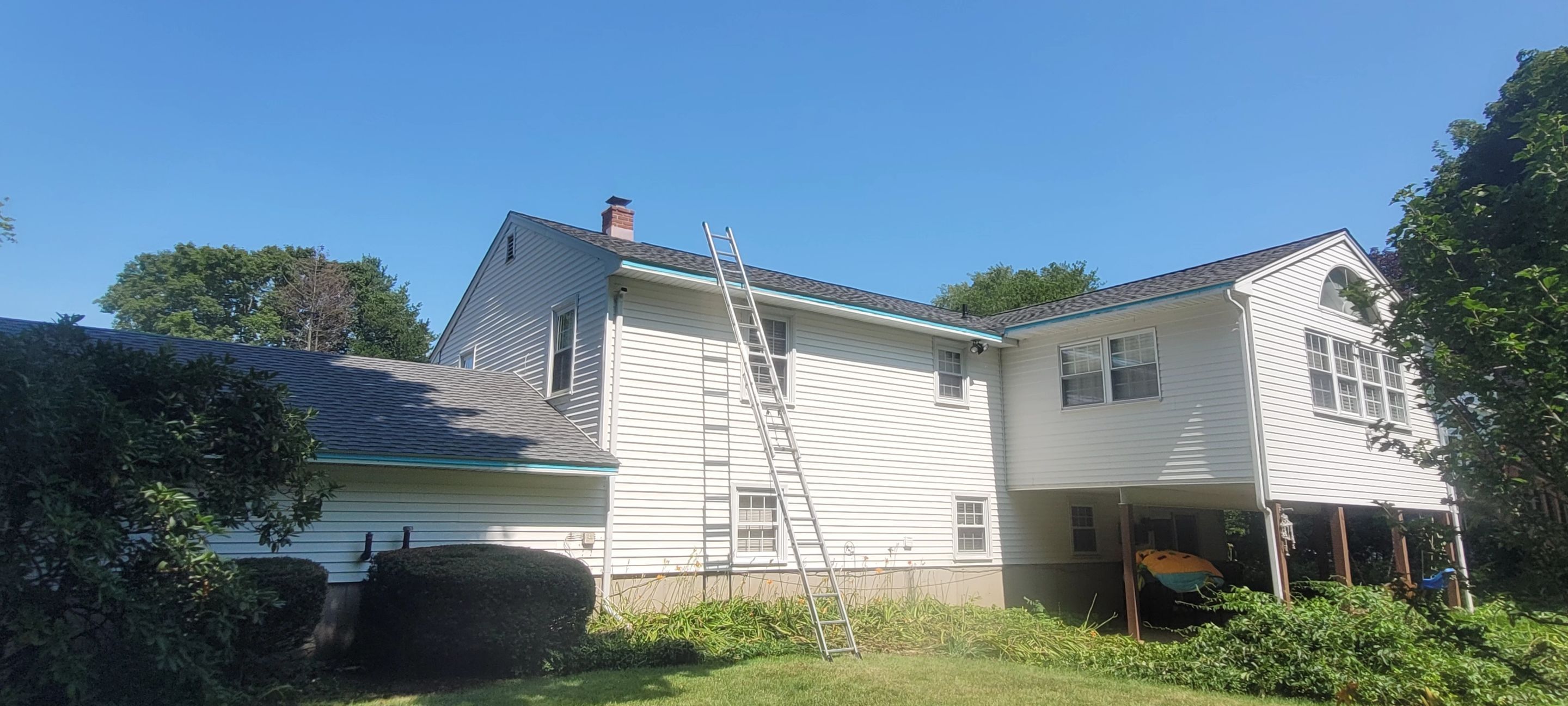 It's a DiGiorgi! Brand new roof in Guilford, CT by DiGiorgi Roofing and Siding Inc