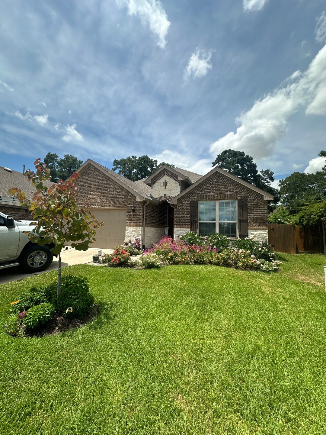 Hail Damage using Owen's Corning Duration (Lifetime) Shingles by Roof Repair Company