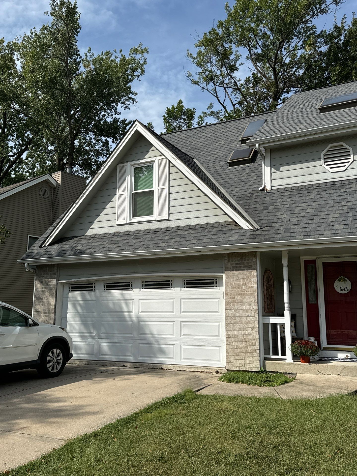 House needed this upgrade by EEC  Windows, Siding & Roofing 