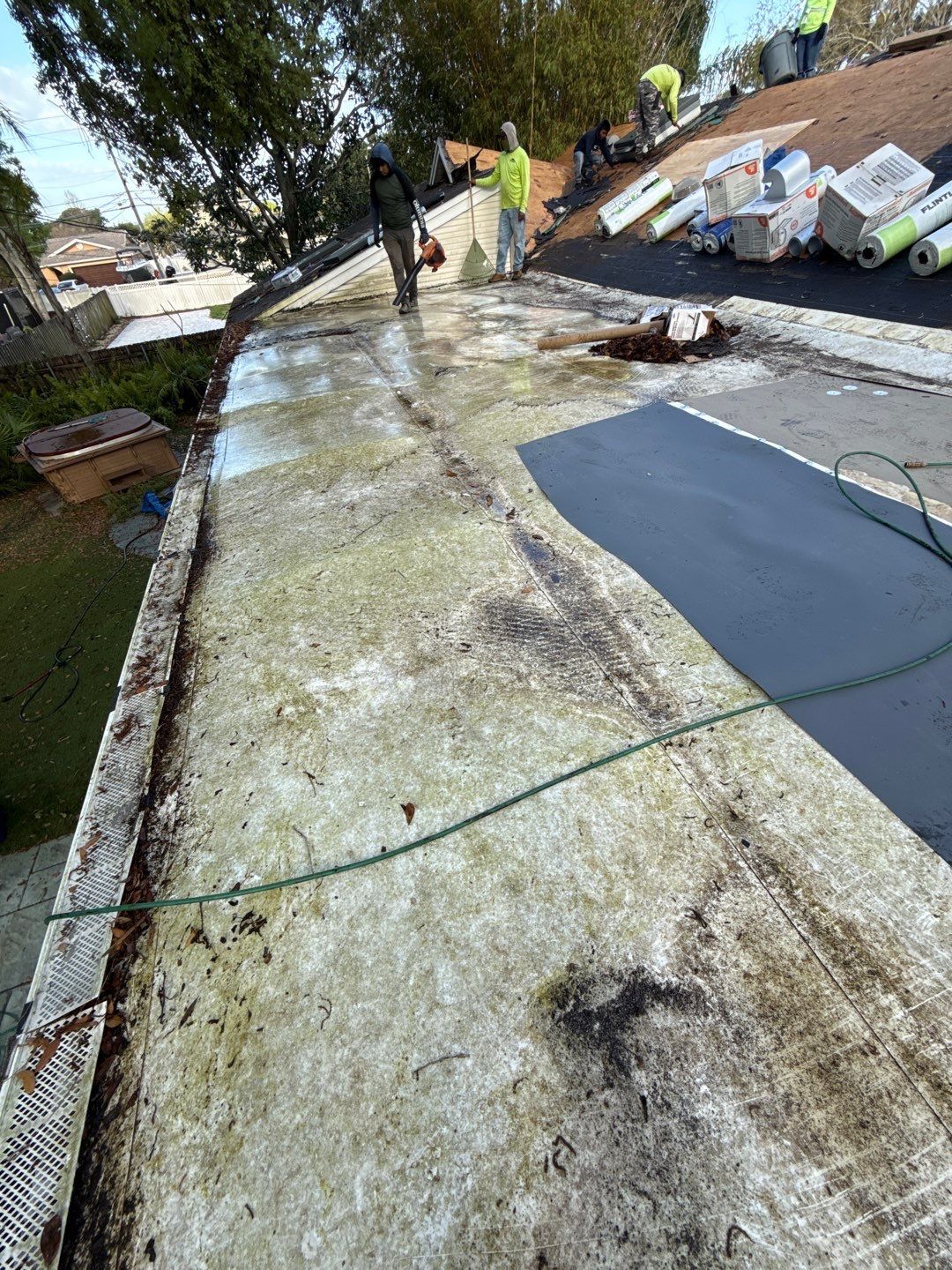Project in Largo 33773 by Mitchell Roofing Company LLC 