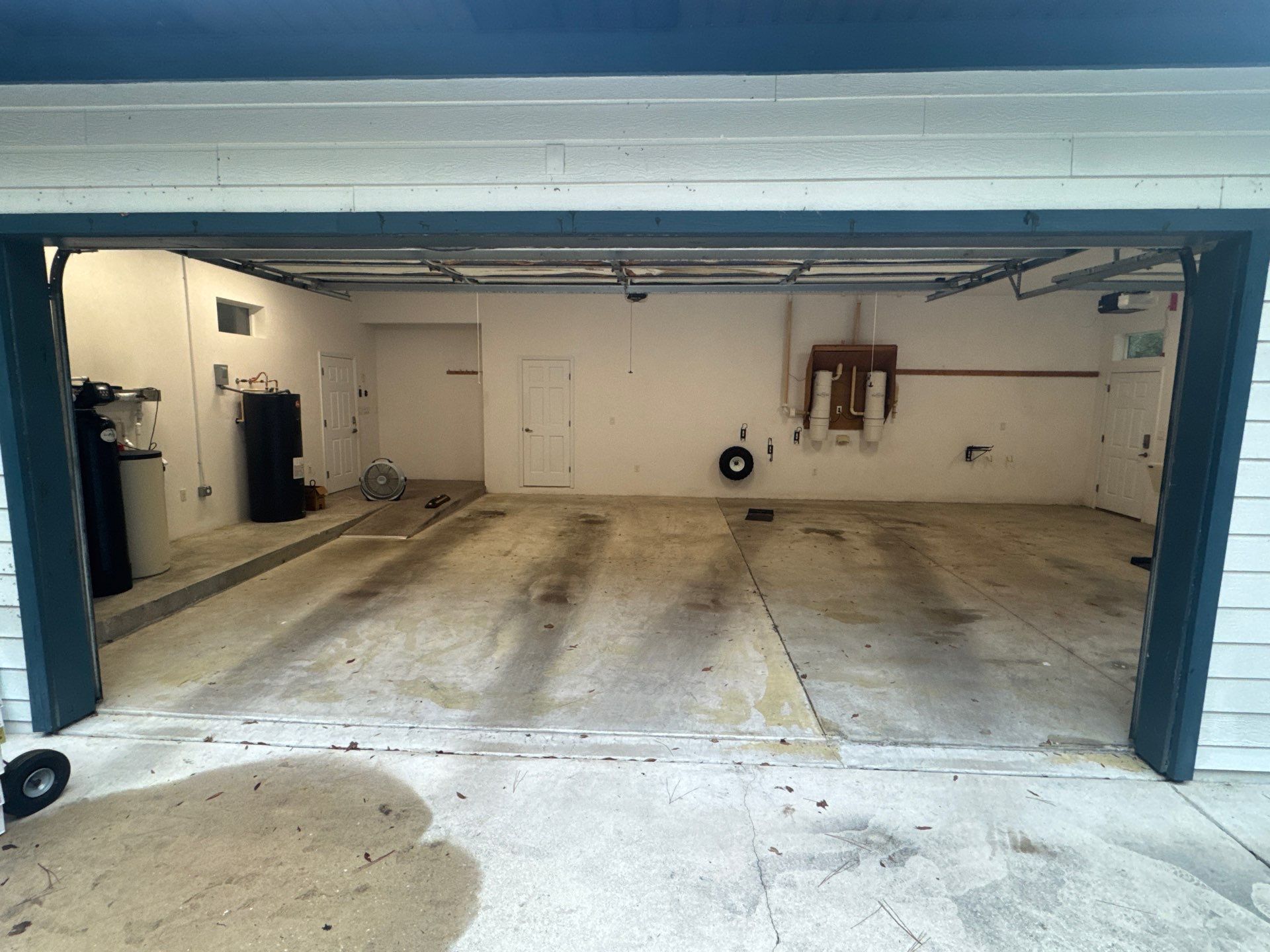 Garage Project in Alachua, FL in Mount Everest by Cross Creek Concrete Coatings