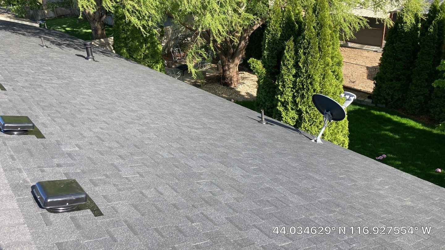 Fruitland Idaho Single Level Residential Roofing Installation using Owens Corning by ID Roofing LLC