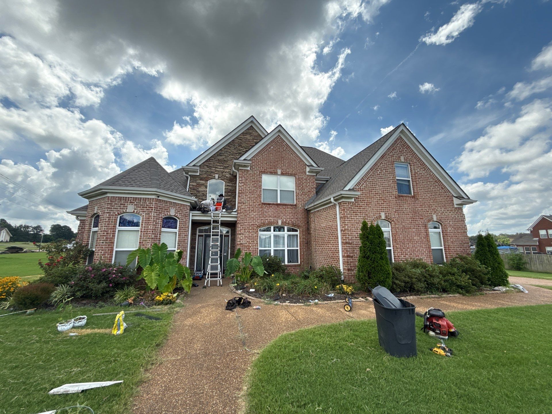 Complete Architectural Shingle Roof Replacement in Hernando, Mississippi by Revival Roofing Services