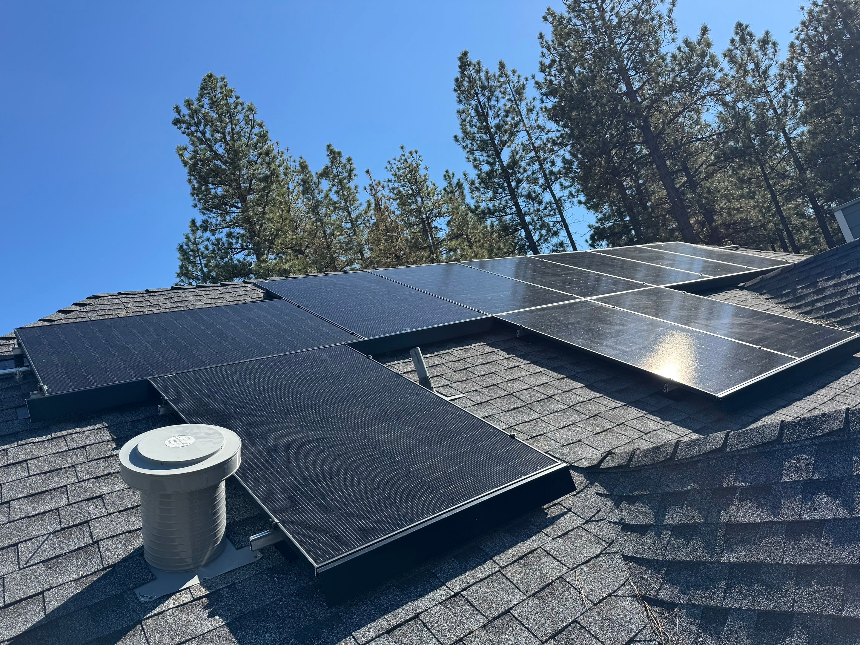 Residential Solar Array and Tesla Powerwall Installation in Big Bear by VIBE SOLAR