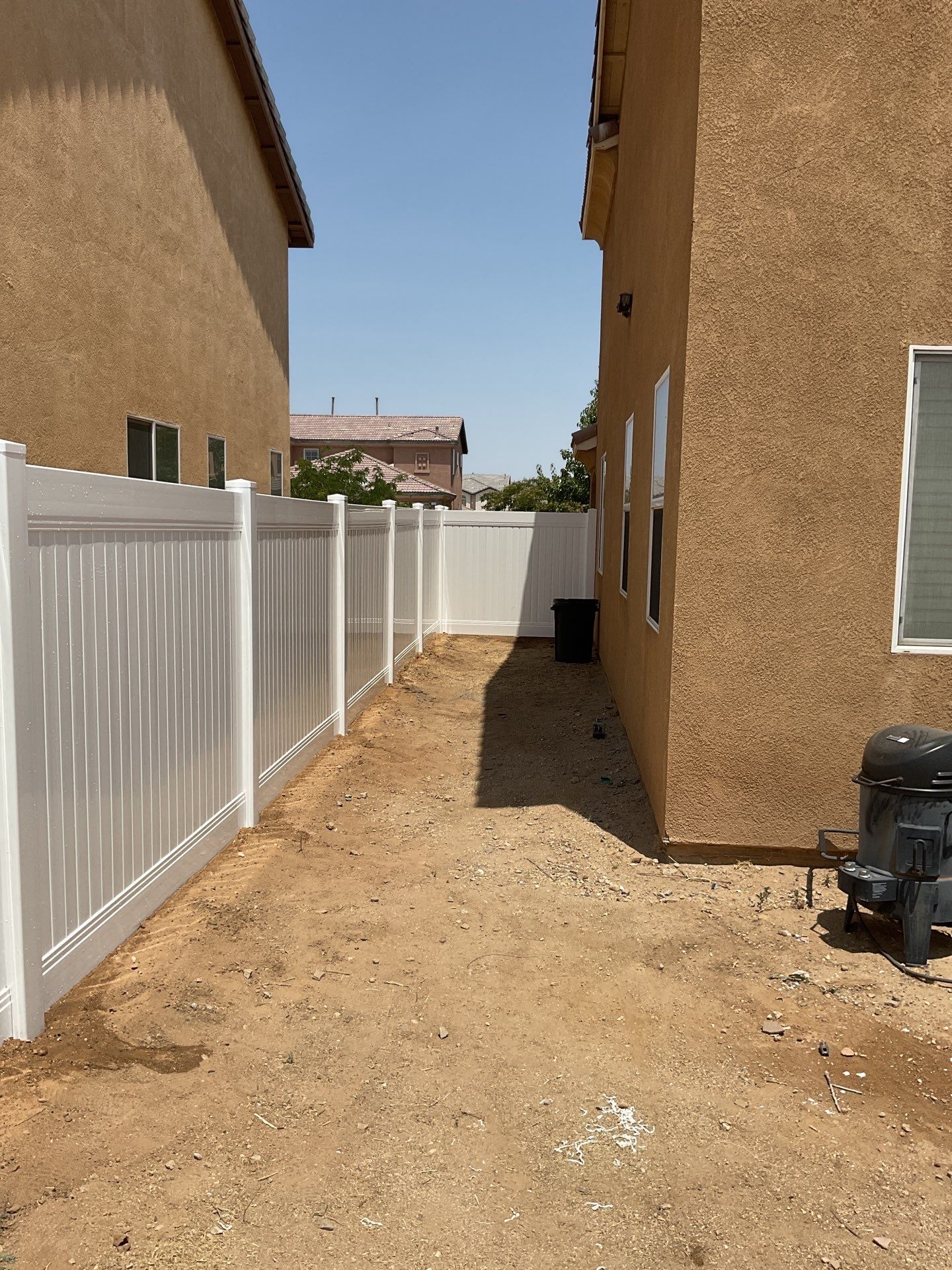 Fence Installation using Vinyl by Fence Guys Inc.